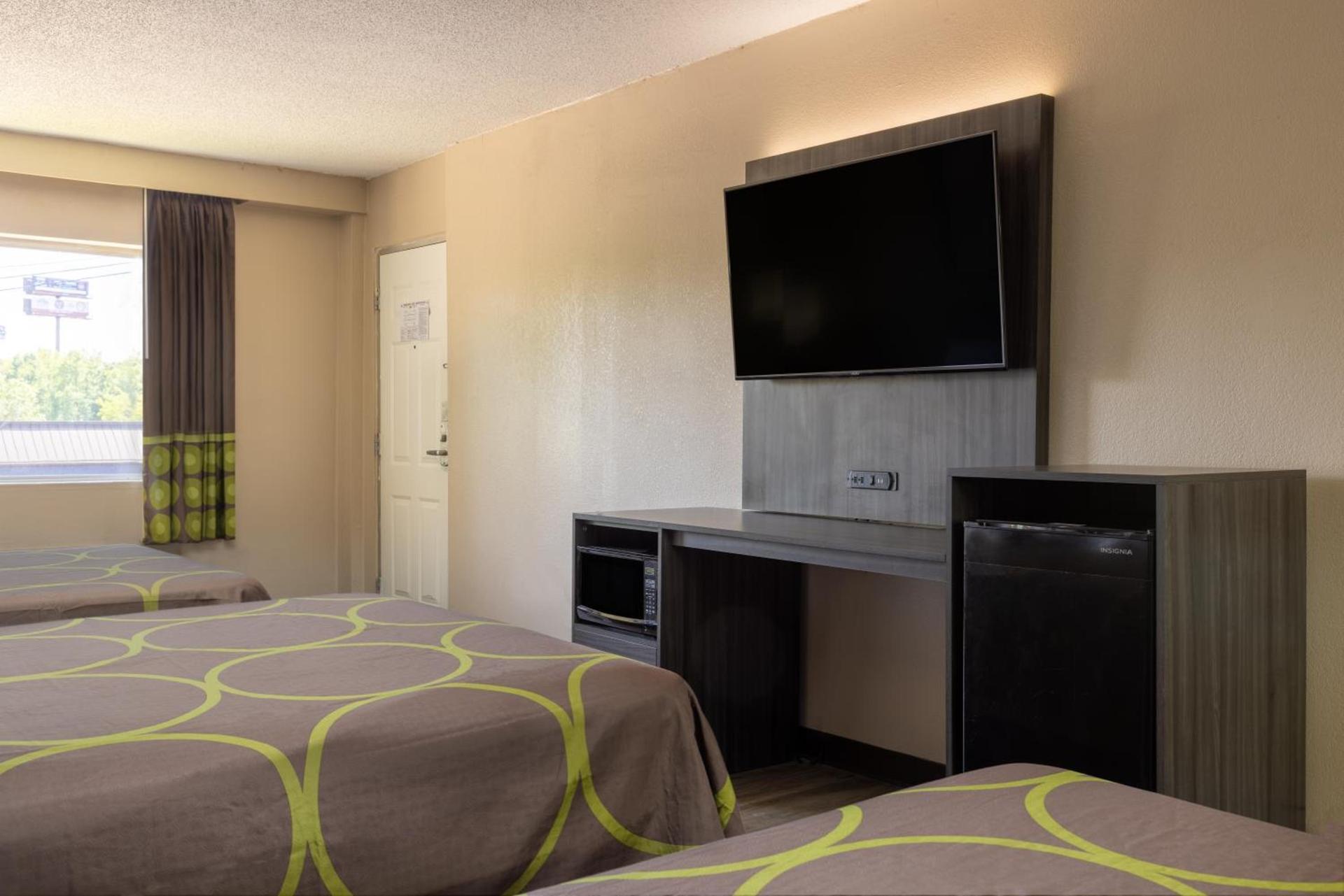 Super 8 by Wyndham McDonough GA photo 36