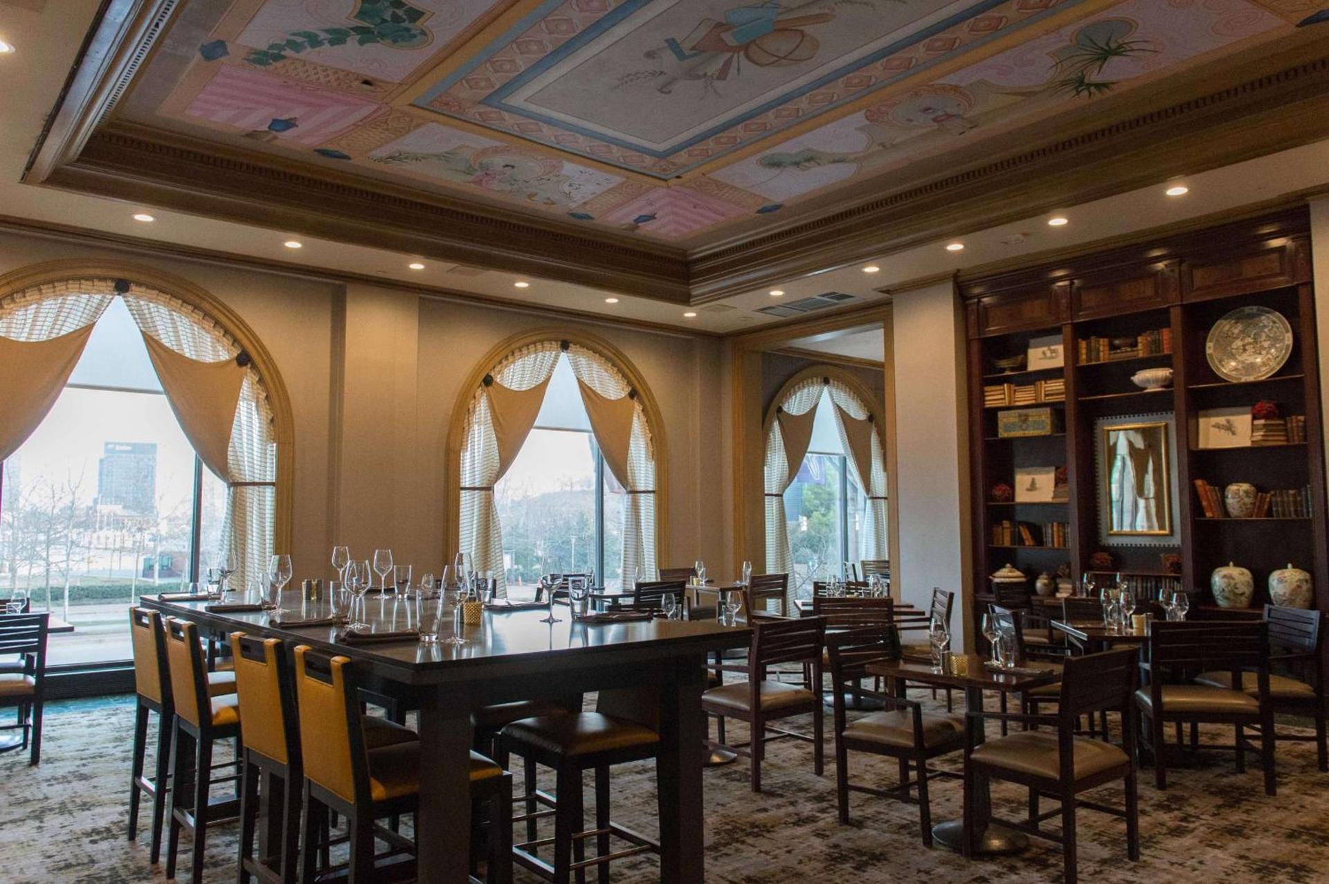 The Royal Sonesta Harbor Court Baltimore photo 49