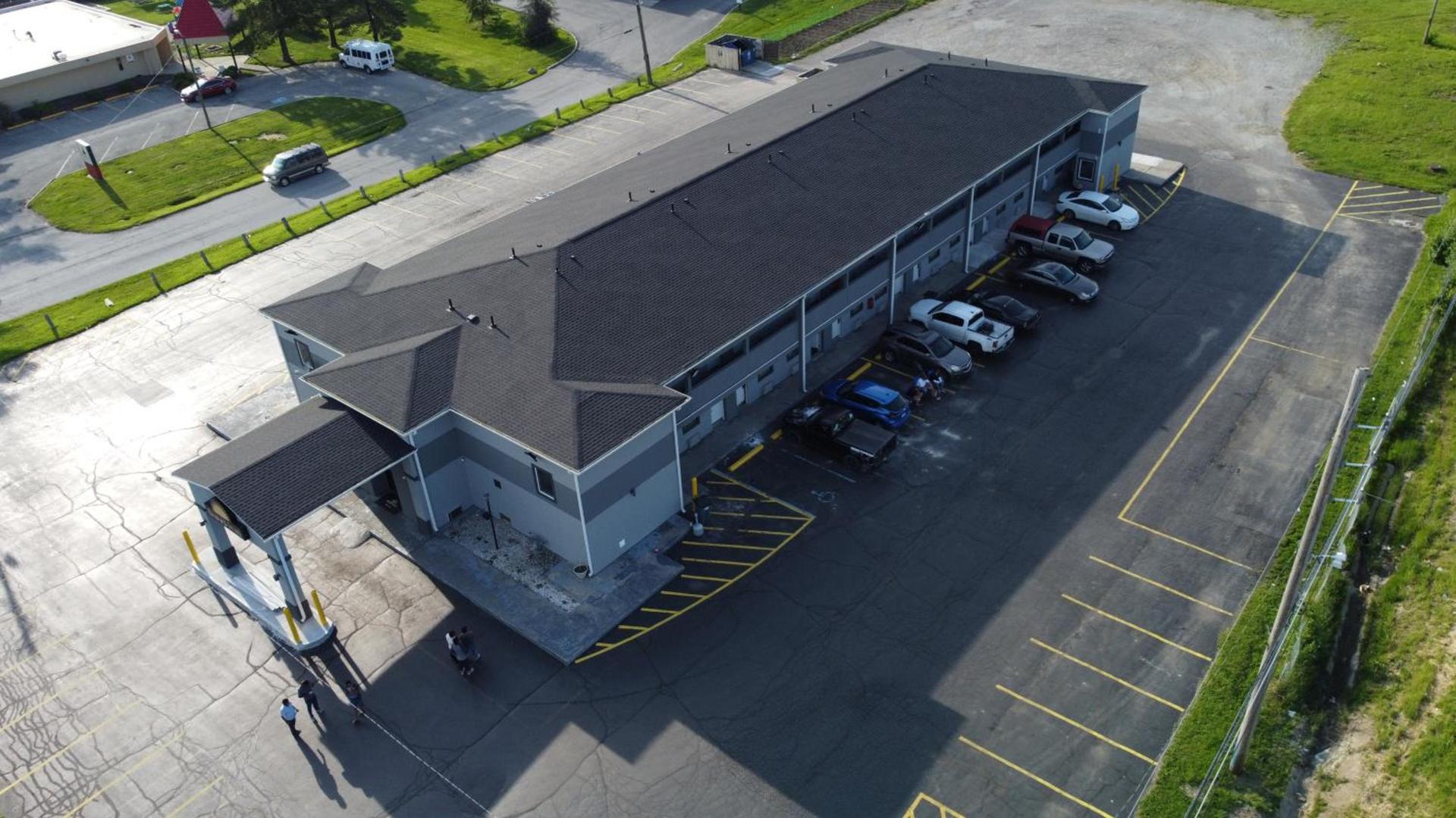Days Inn by Wyndham Indianapolis East Post Road photo 20