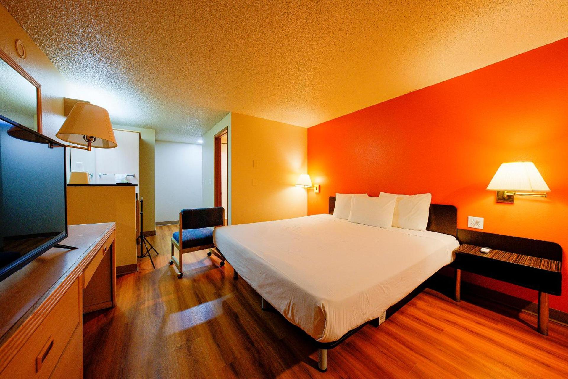 Hermiston Inn & Suites photo 41