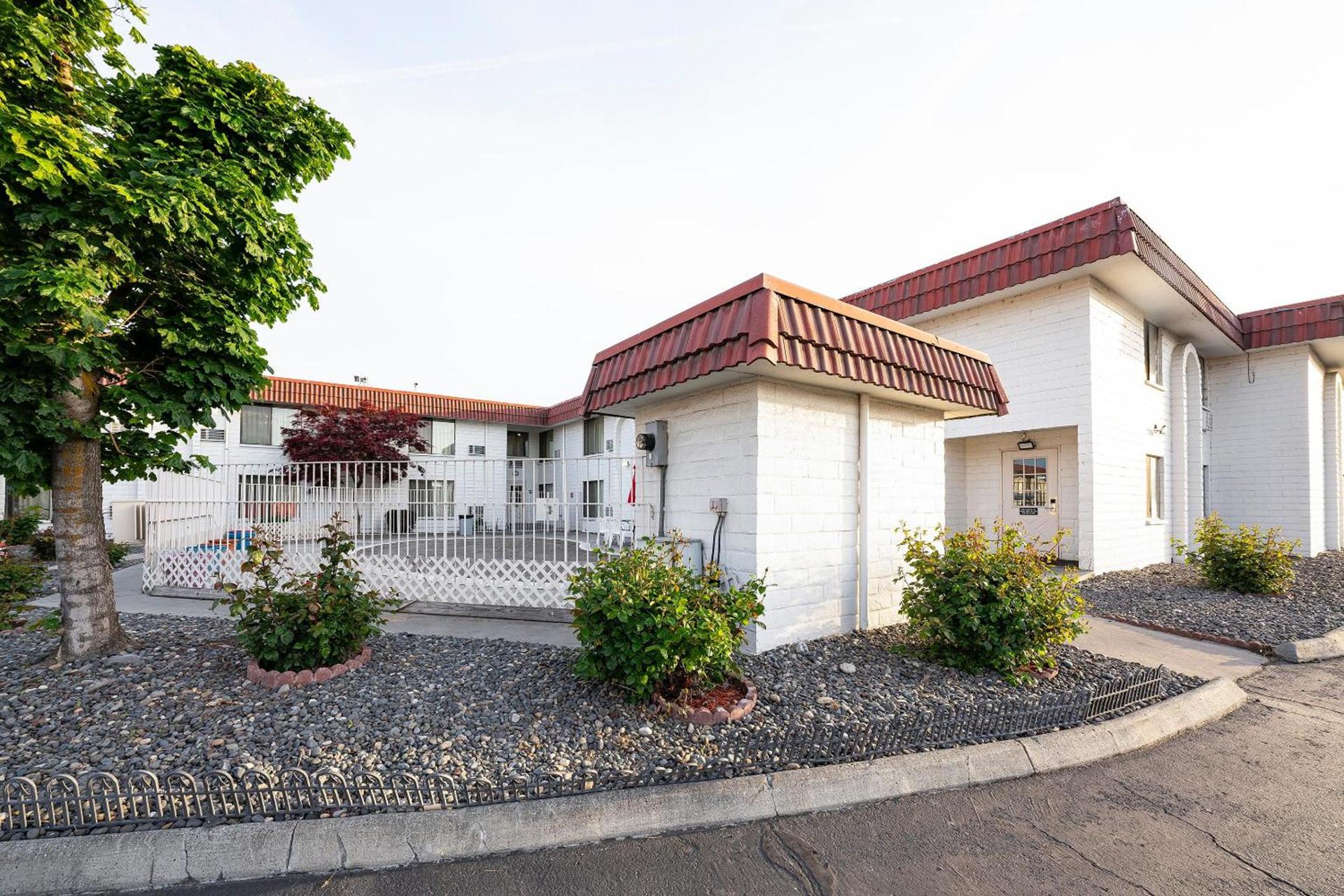 Hermiston Inn & Suites photo 74