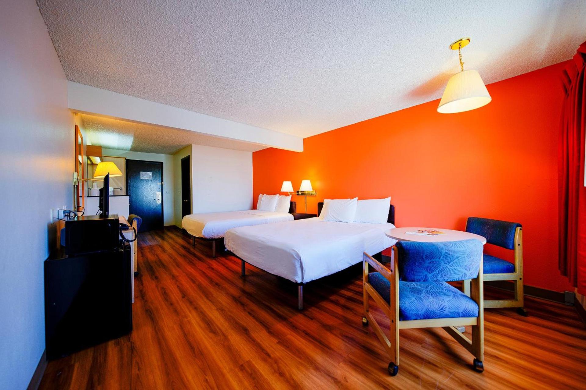 Hermiston Inn & Suites photo 85