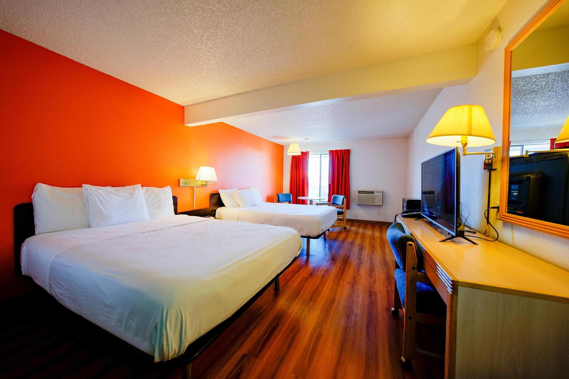 Hermiston Inn & Suites photo 78