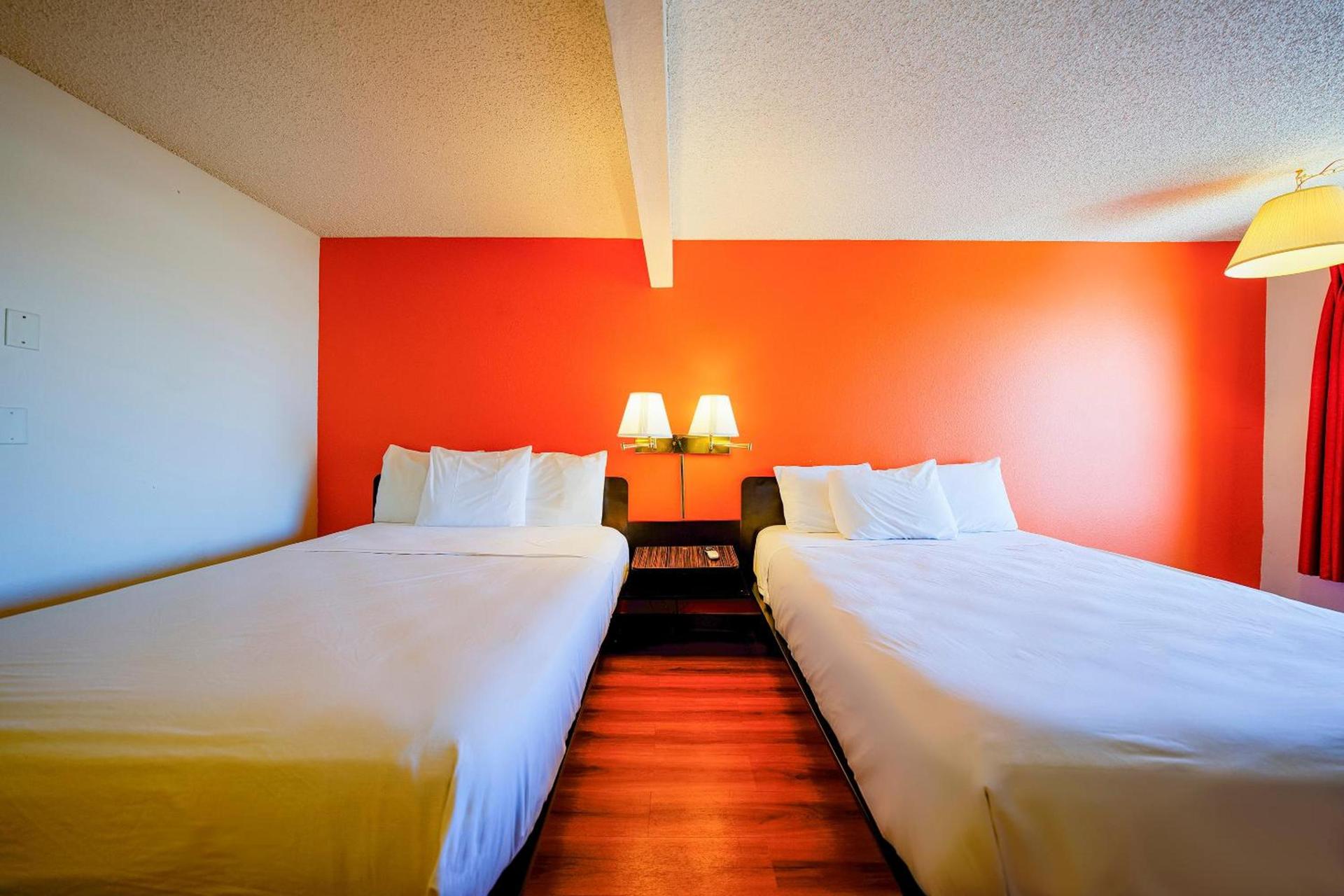 Hermiston Inn & Suites photo 79