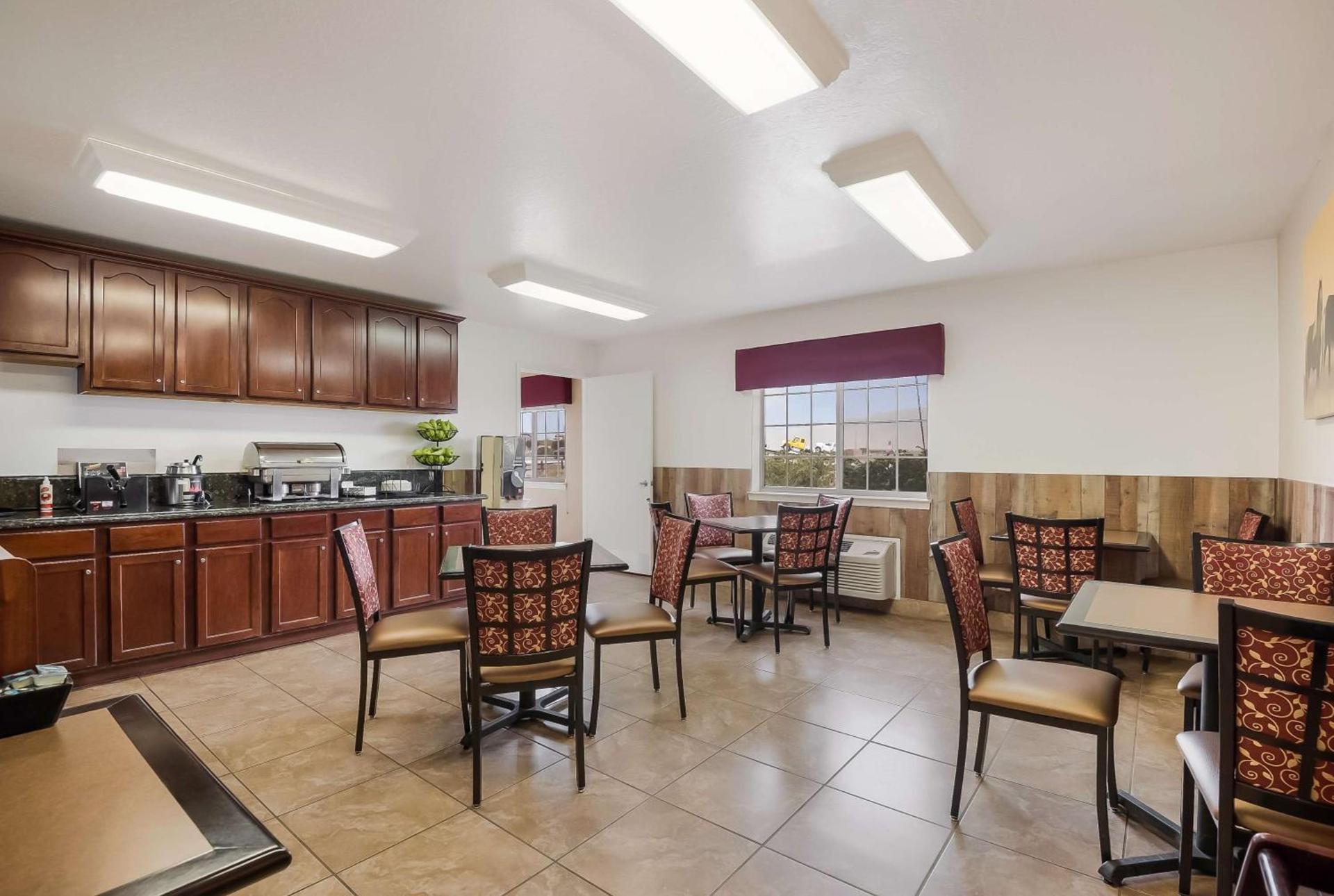 SureStay Hotel by Best Western Fernley photo 8