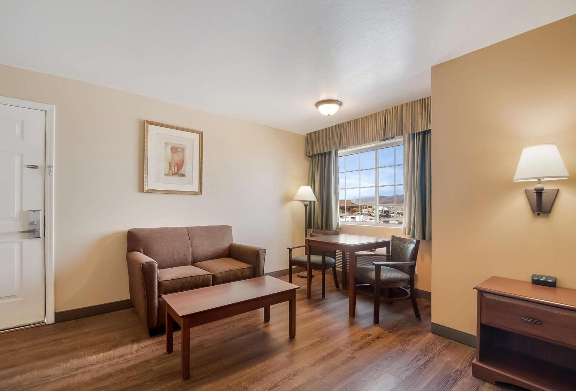 SureStay Hotel by Best Western Fernley photo 20