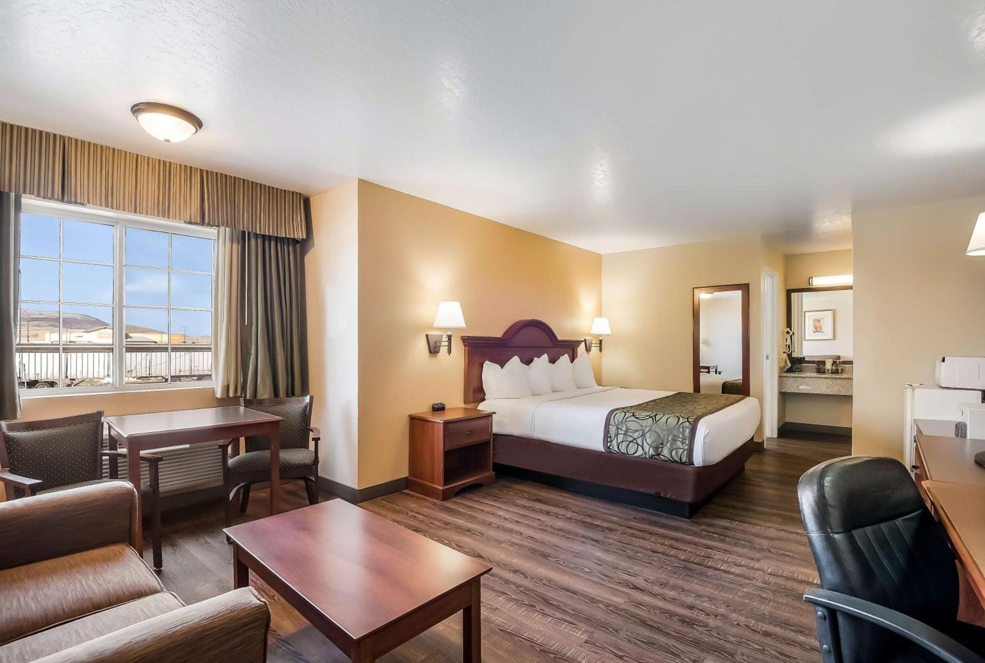 SureStay Hotel by Best Western Fernley photo 4