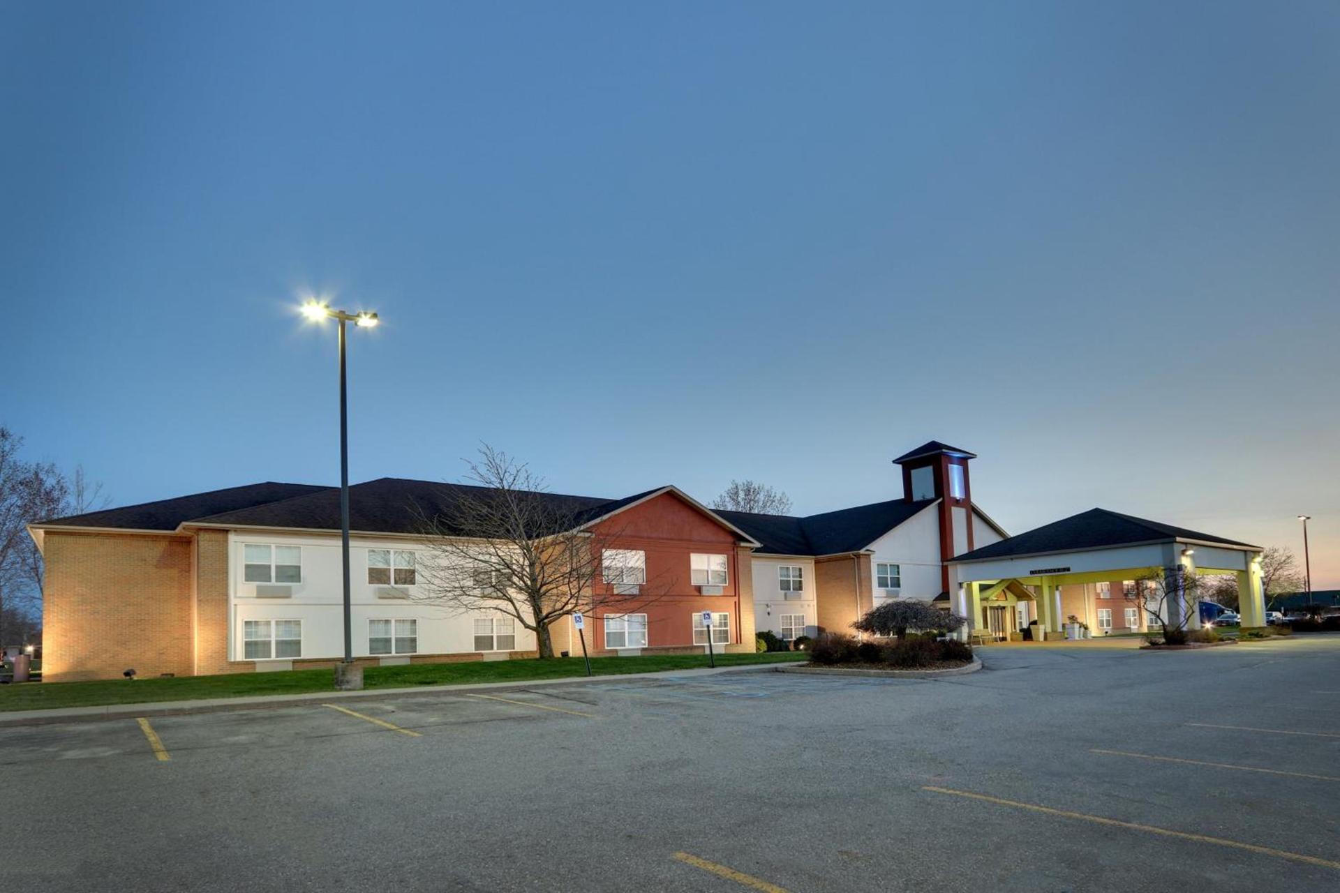 Holiday Inn Express & Suites Bad Axe by IHG photo 6