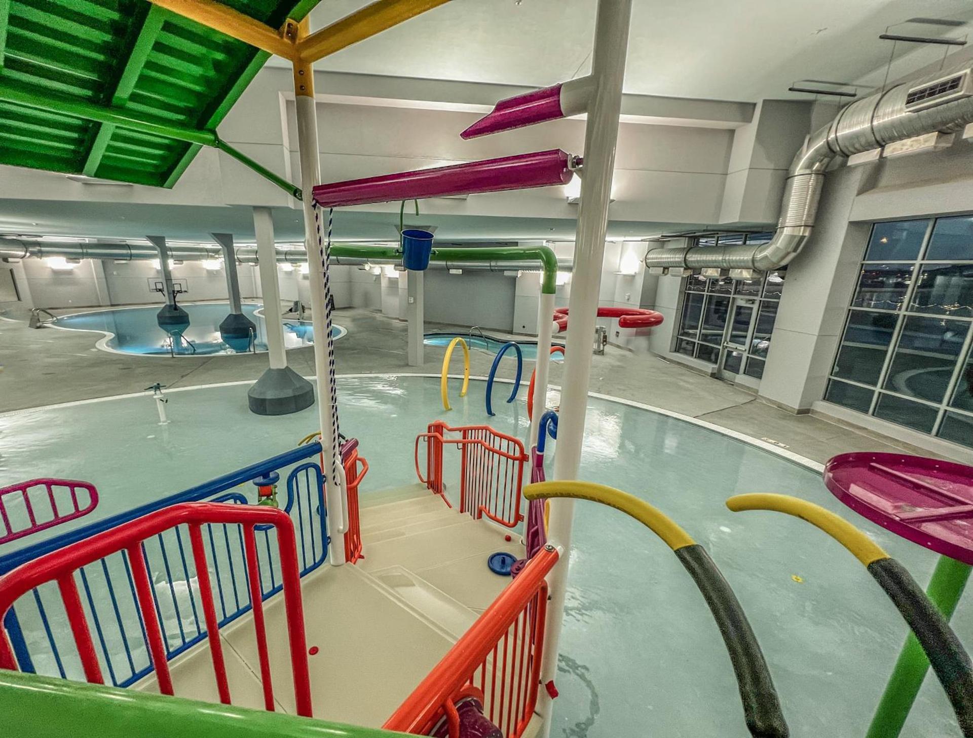 Crowne Plaza - Kearney by IHG photo 91