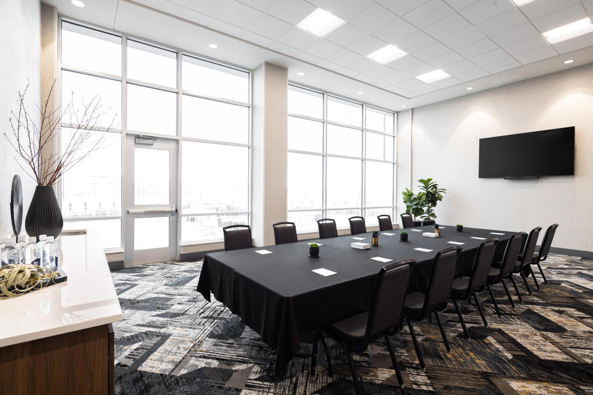 Crowne Plaza - Kearney by IHG photo 15