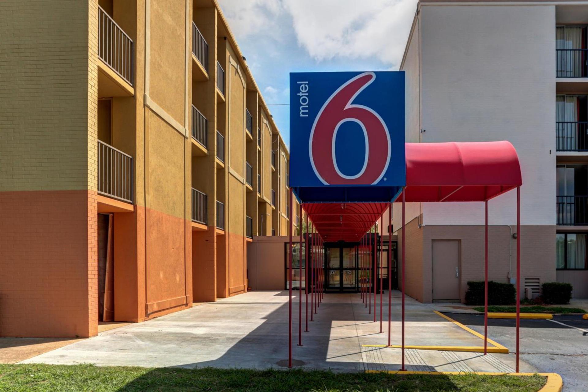 Motel 6 Jackson, TN photo 25