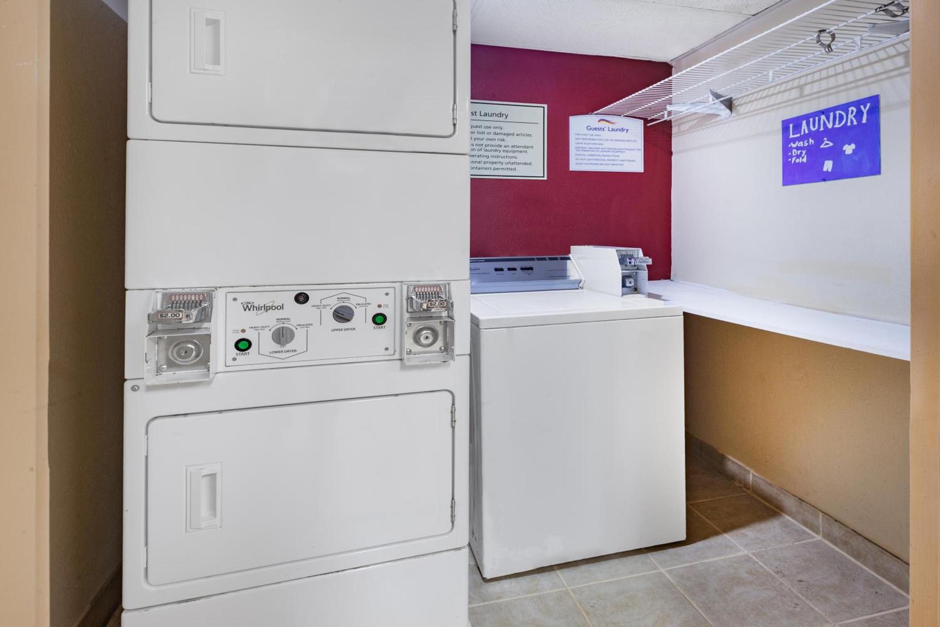 Baymont by Wyndham Perrysburg-Toledo photo 53