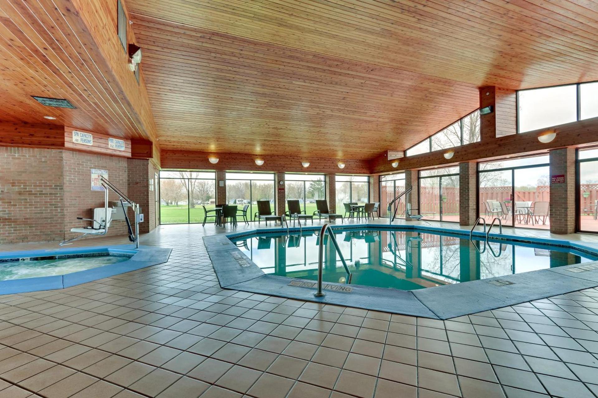 Holiday Inn Express & Suites Bad Axe by IHG photo 22