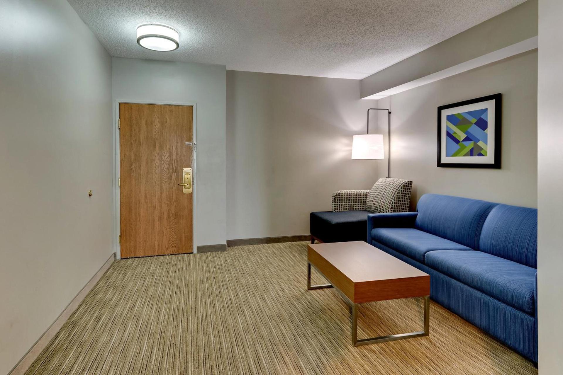 Holiday Inn Express & Suites Bad Axe by IHG photo 56