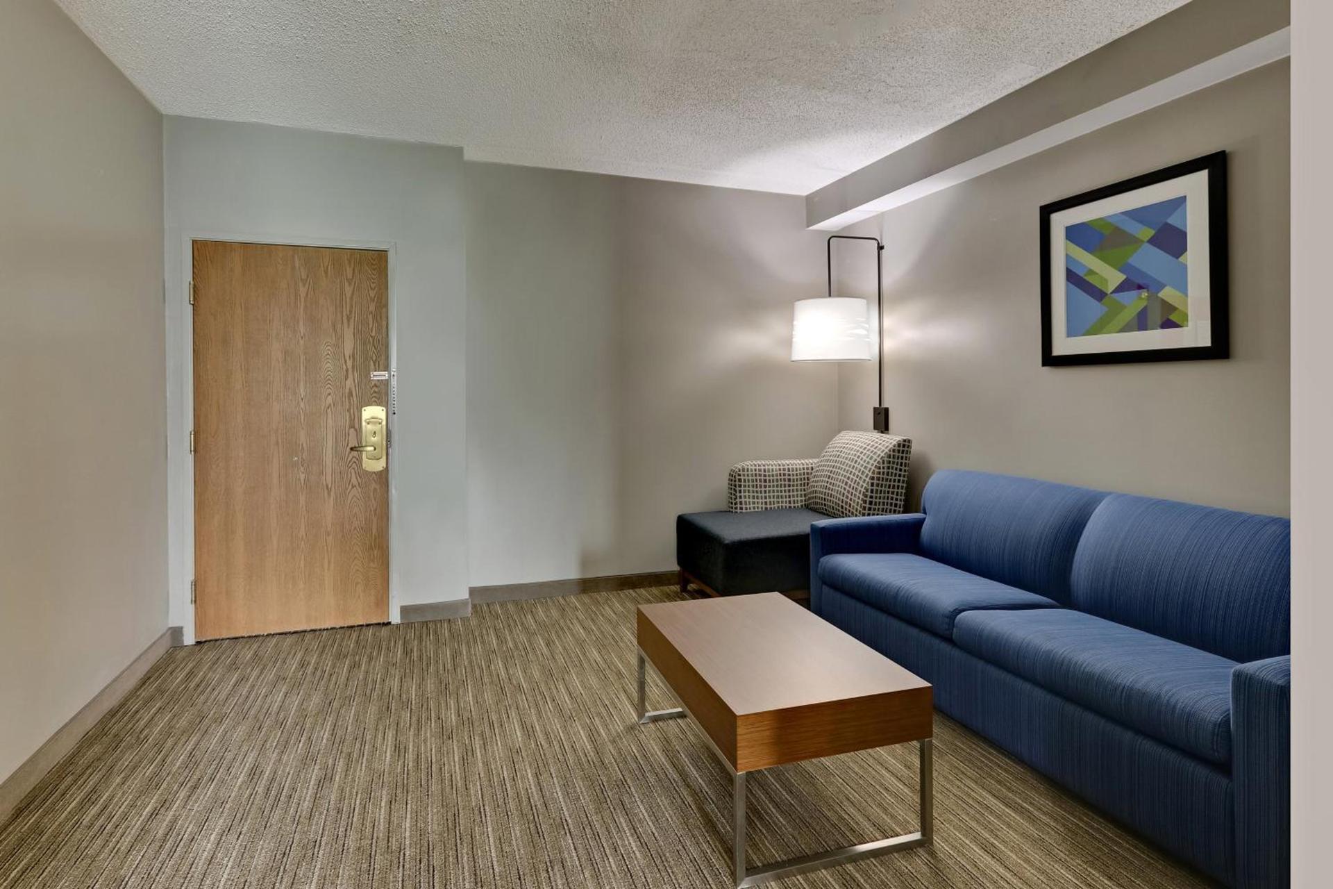 Holiday Inn Express & Suites Bad Axe by IHG photo 57