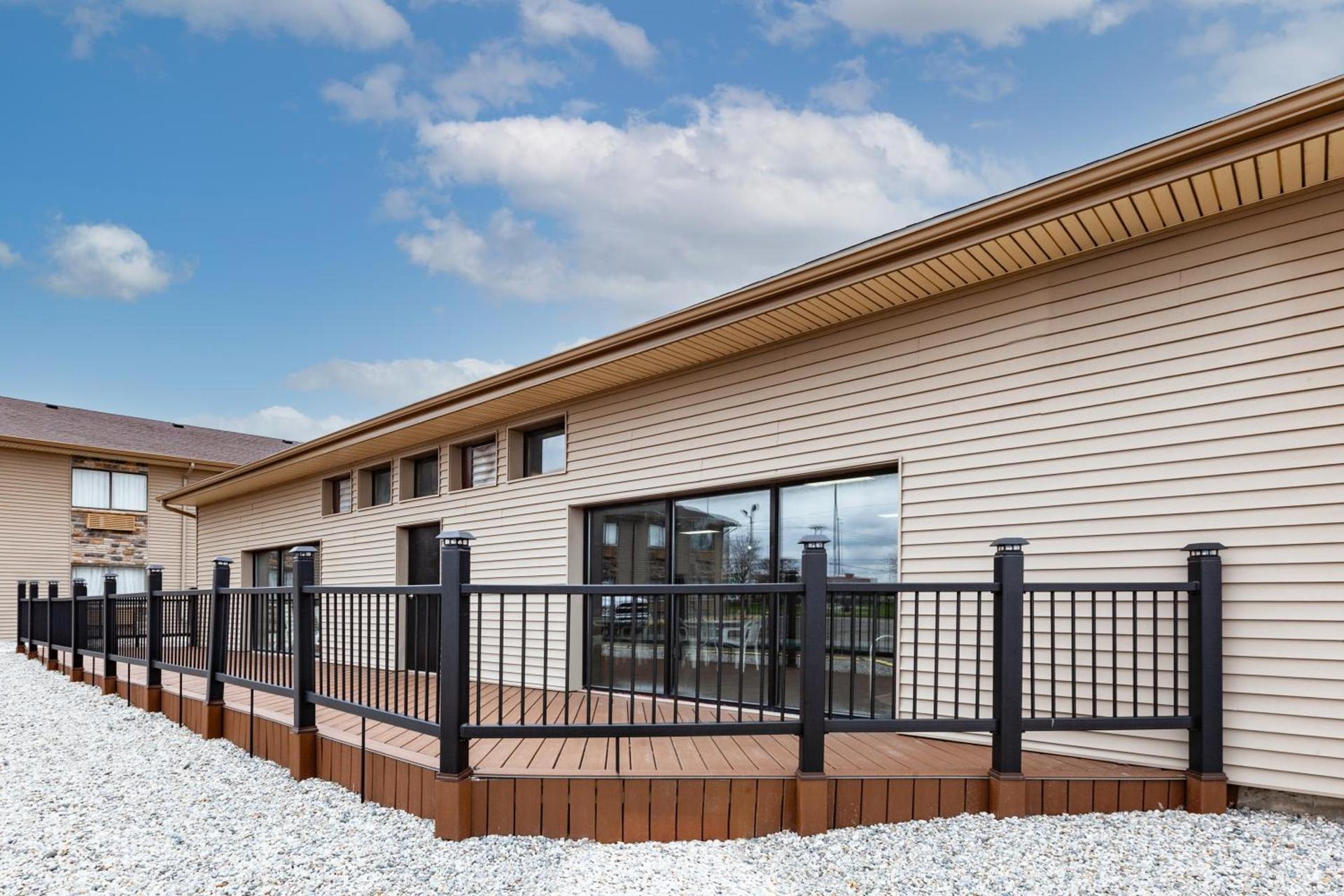 Baymont by Wyndham Perrysburg-Toledo photo 62