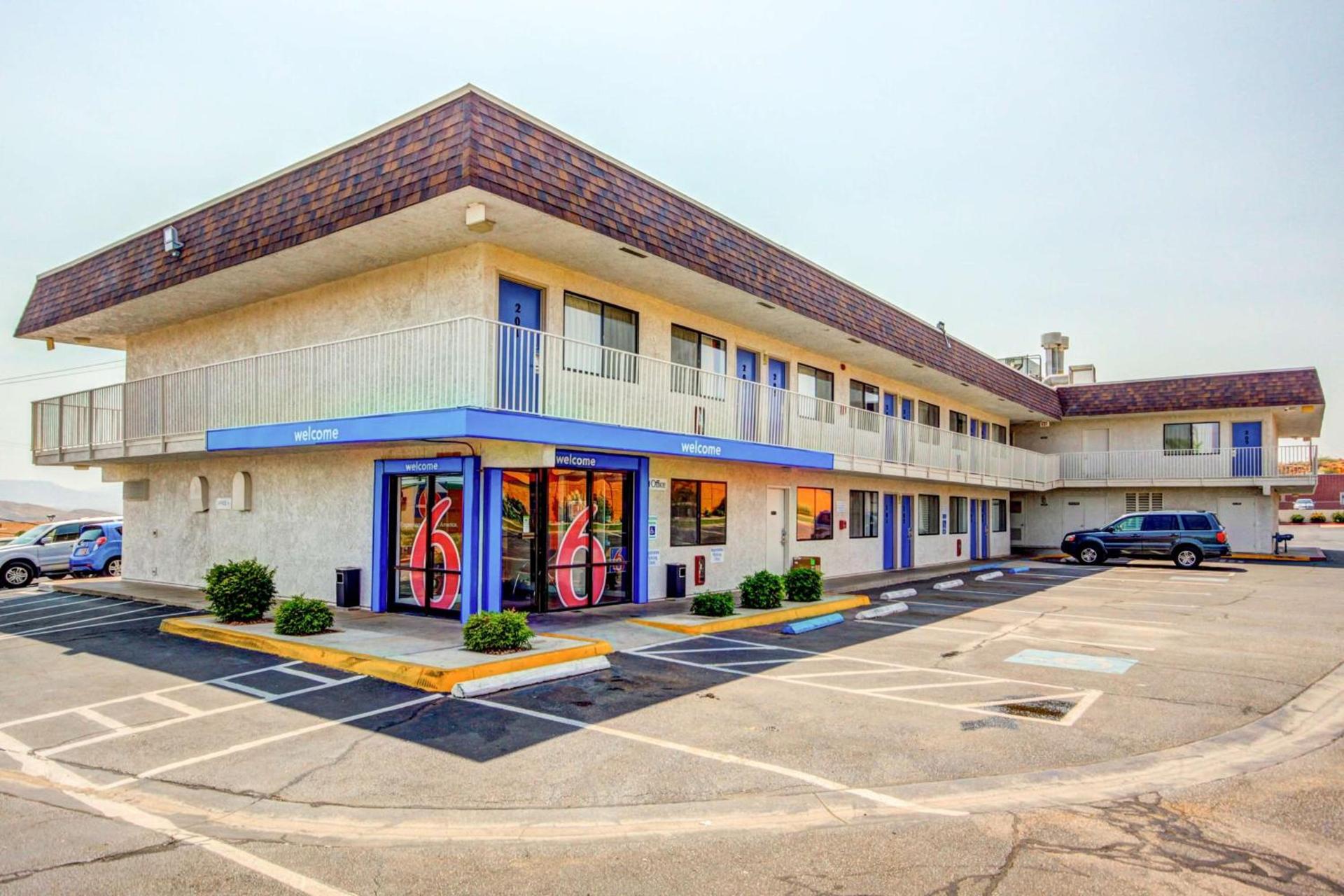 Motel 6 Saint George, UT photo 1