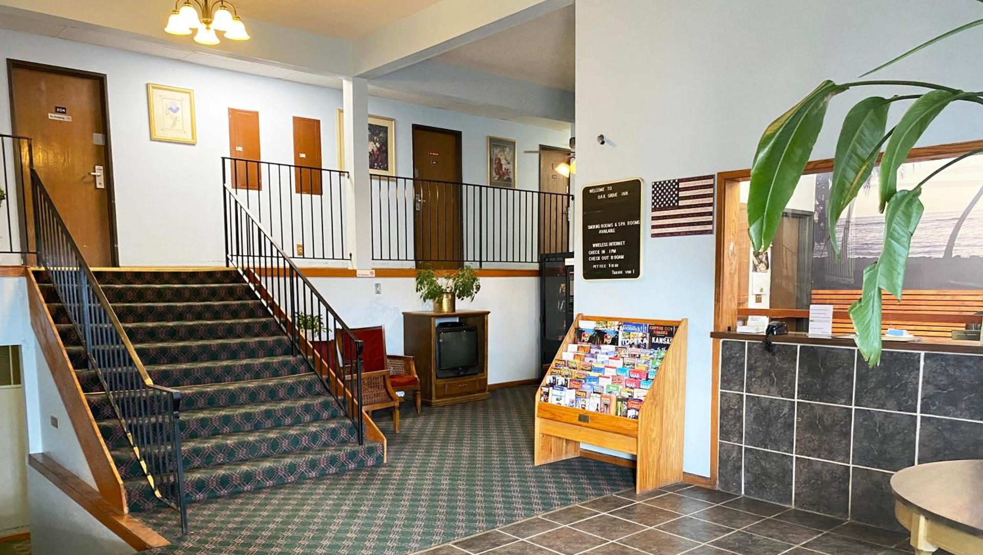 Oak Grove Inn photo 28