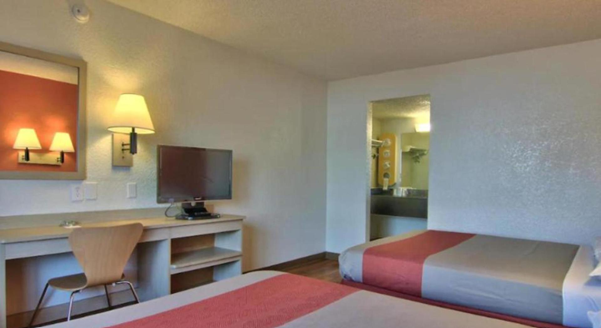 Motel 6-Sacramento, CA - Old Sacramento North photo 45