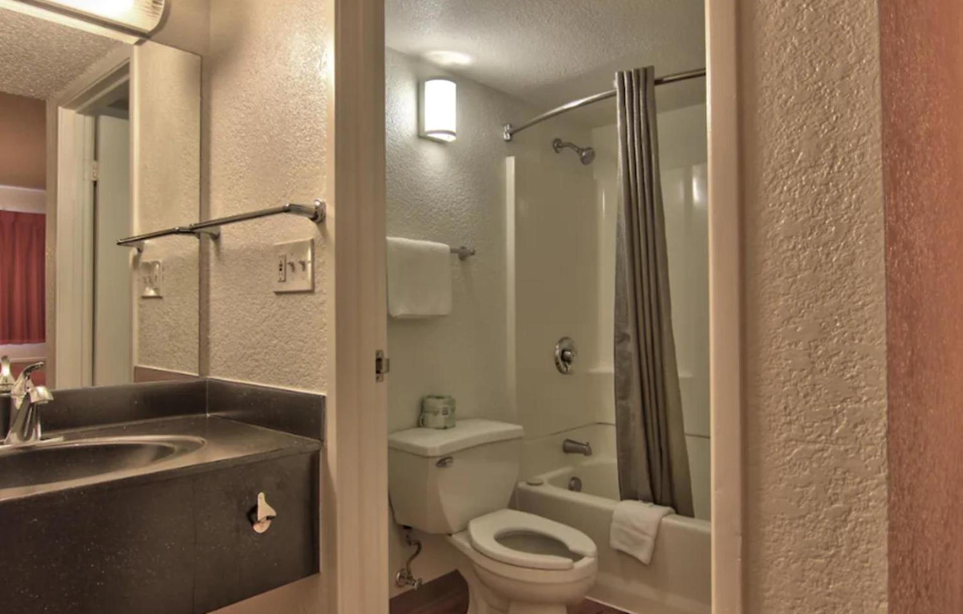 Motel 6-Sacramento, CA - Old Sacramento North photo 48