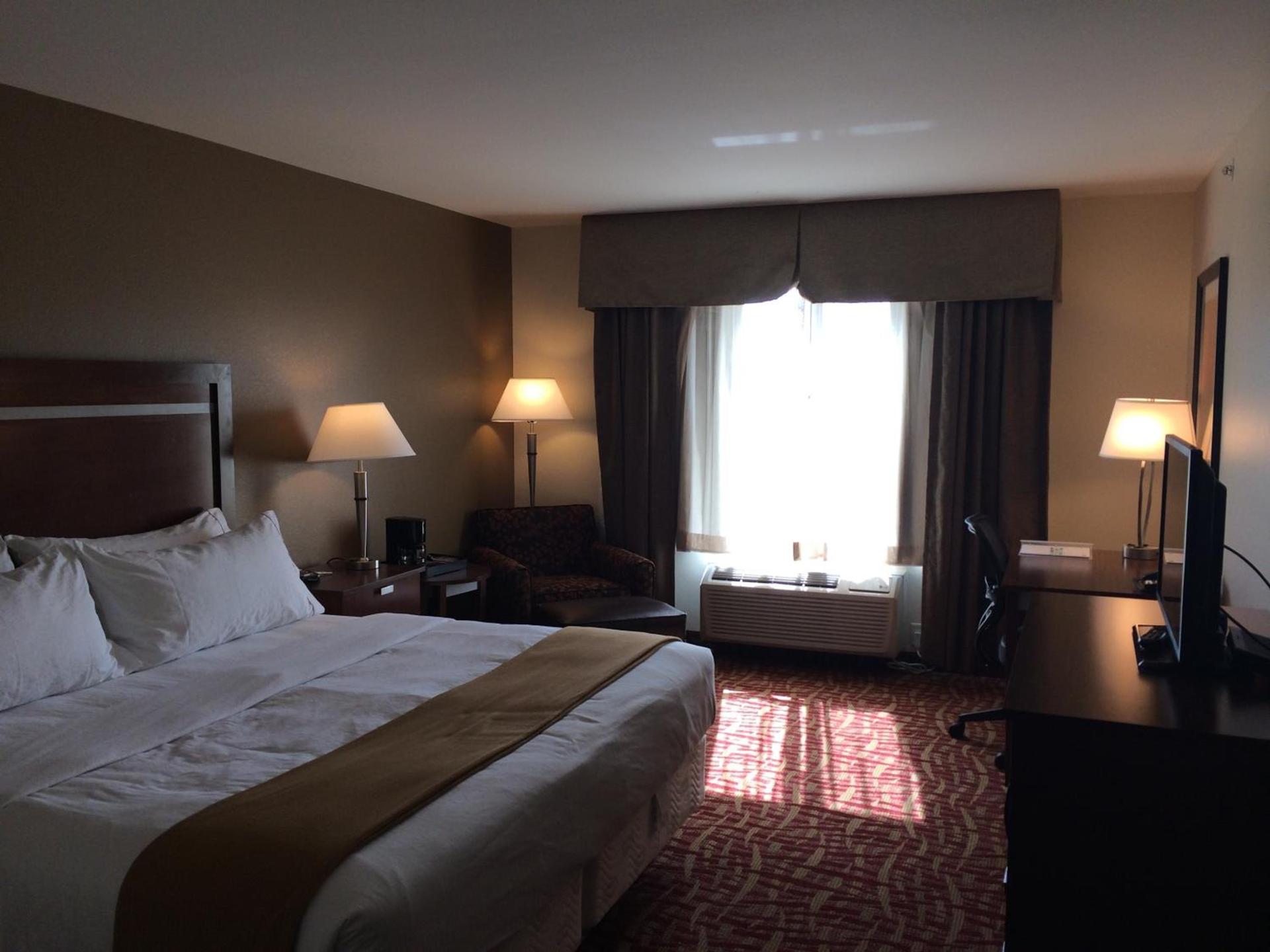 Holiday Inn Express & Suites Glendive by IHG photo 6