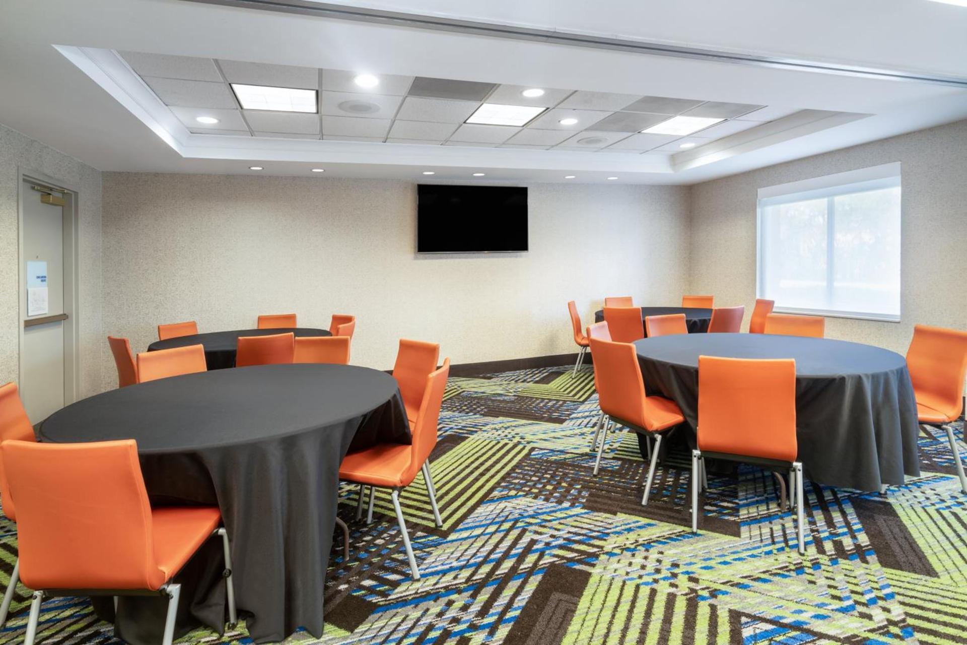 Holiday Inn Express Hotel & Suites Bluffton at Hilton Head Area by IHG photo 28