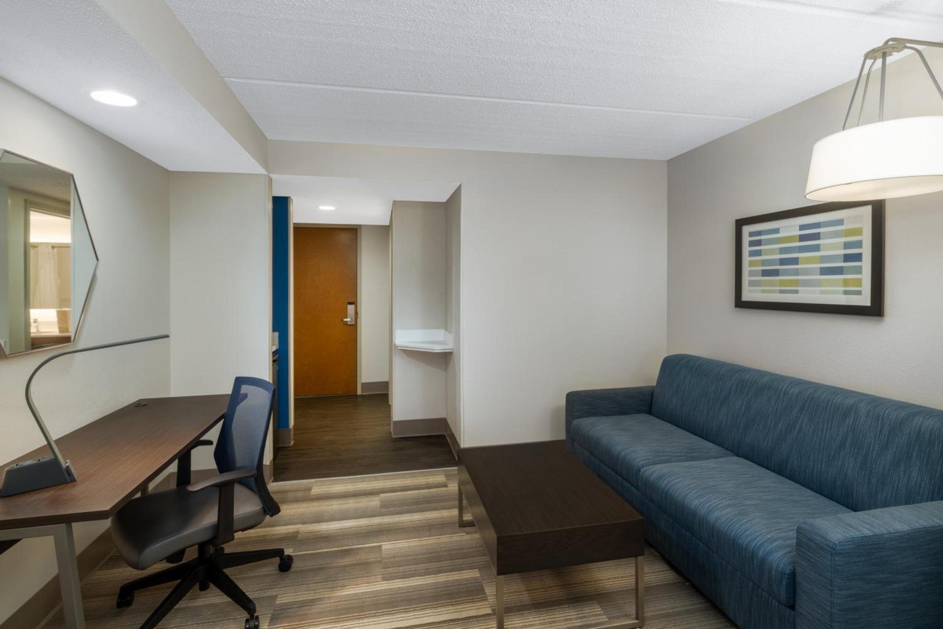 Holiday Inn Express Hotel & Suites Bluffton at Hilton Head Area by IHG photo 53