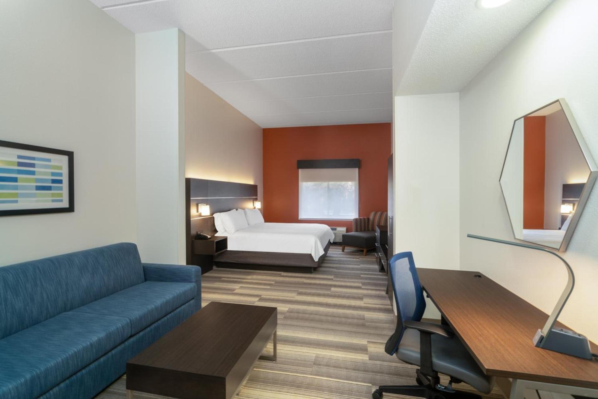 Holiday Inn Express Hotel & Suites Bluffton at Hilton Head Area by IHG photo 49