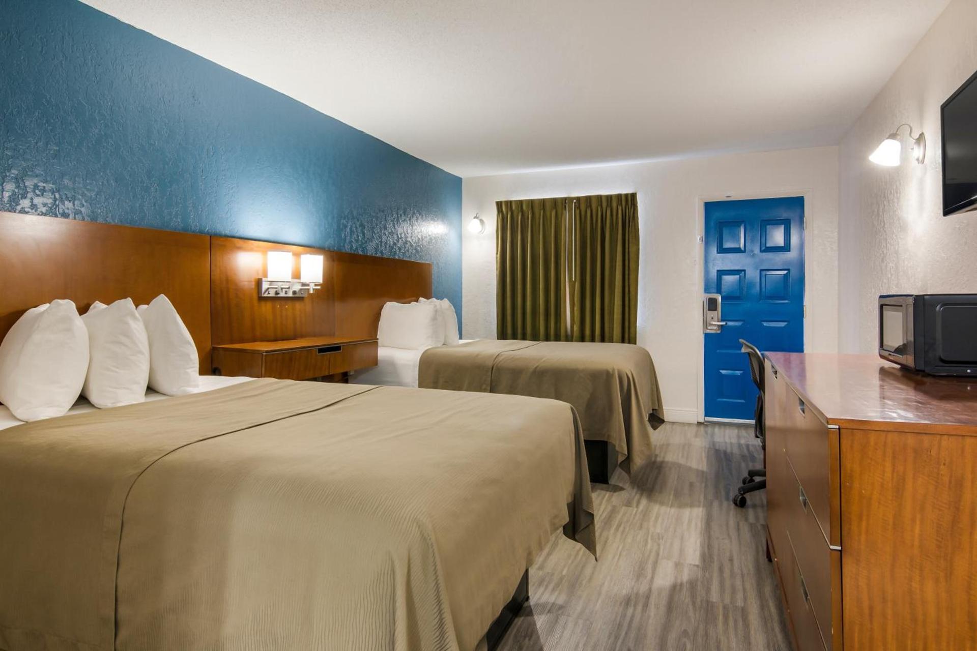 Rodeway Inn Broken Bow-Hochatown photo 45
