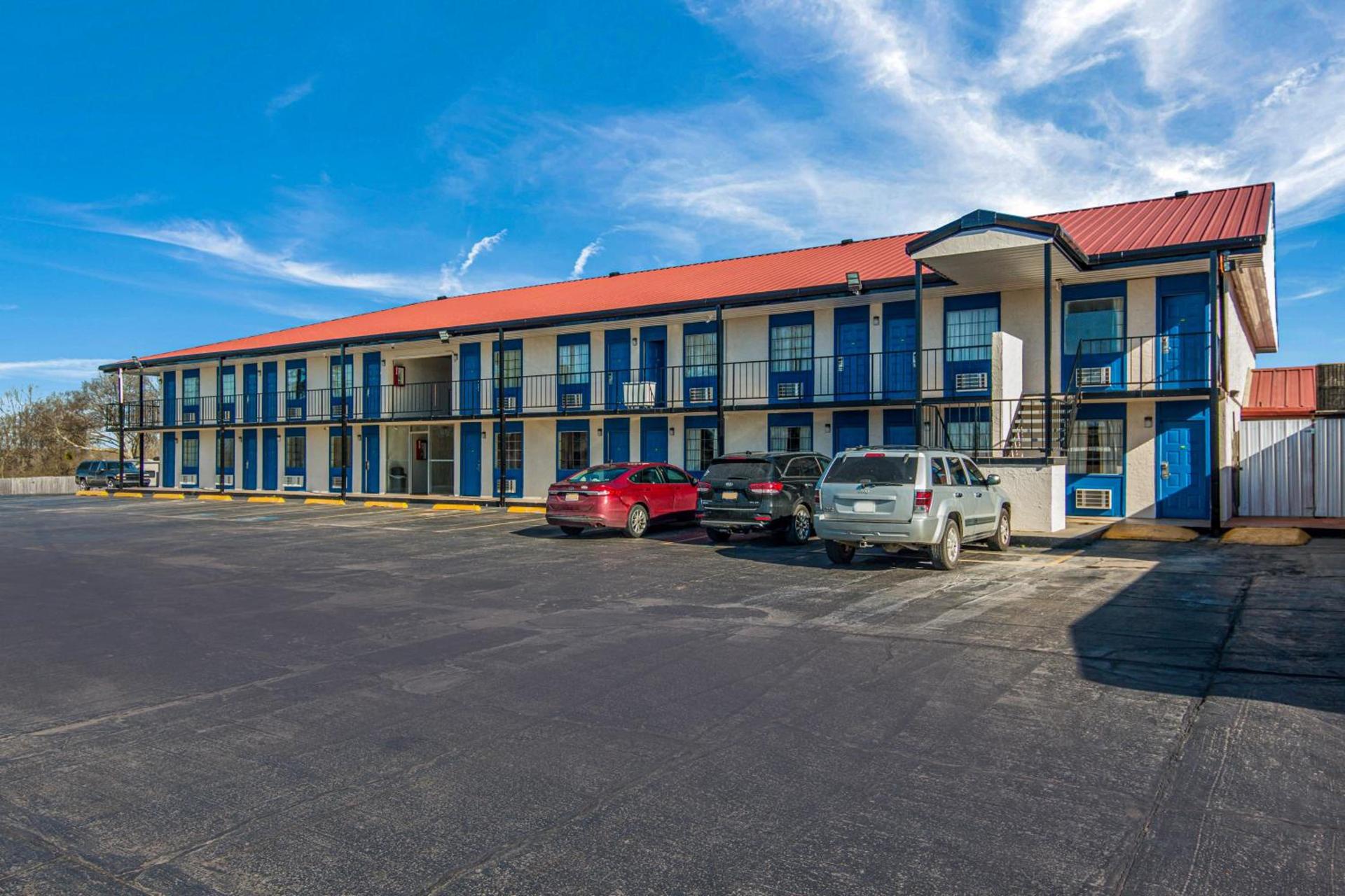 Rodeway Inn Broken Bow-Hochatown photo 58