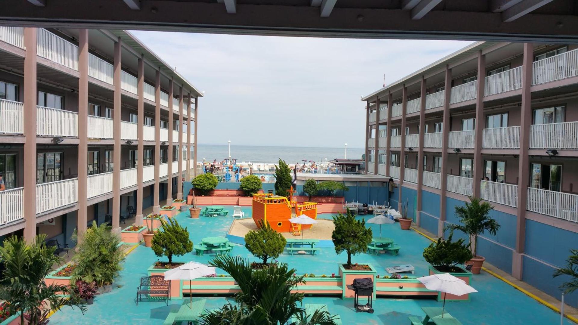 Flagship Oceanfront photo 1