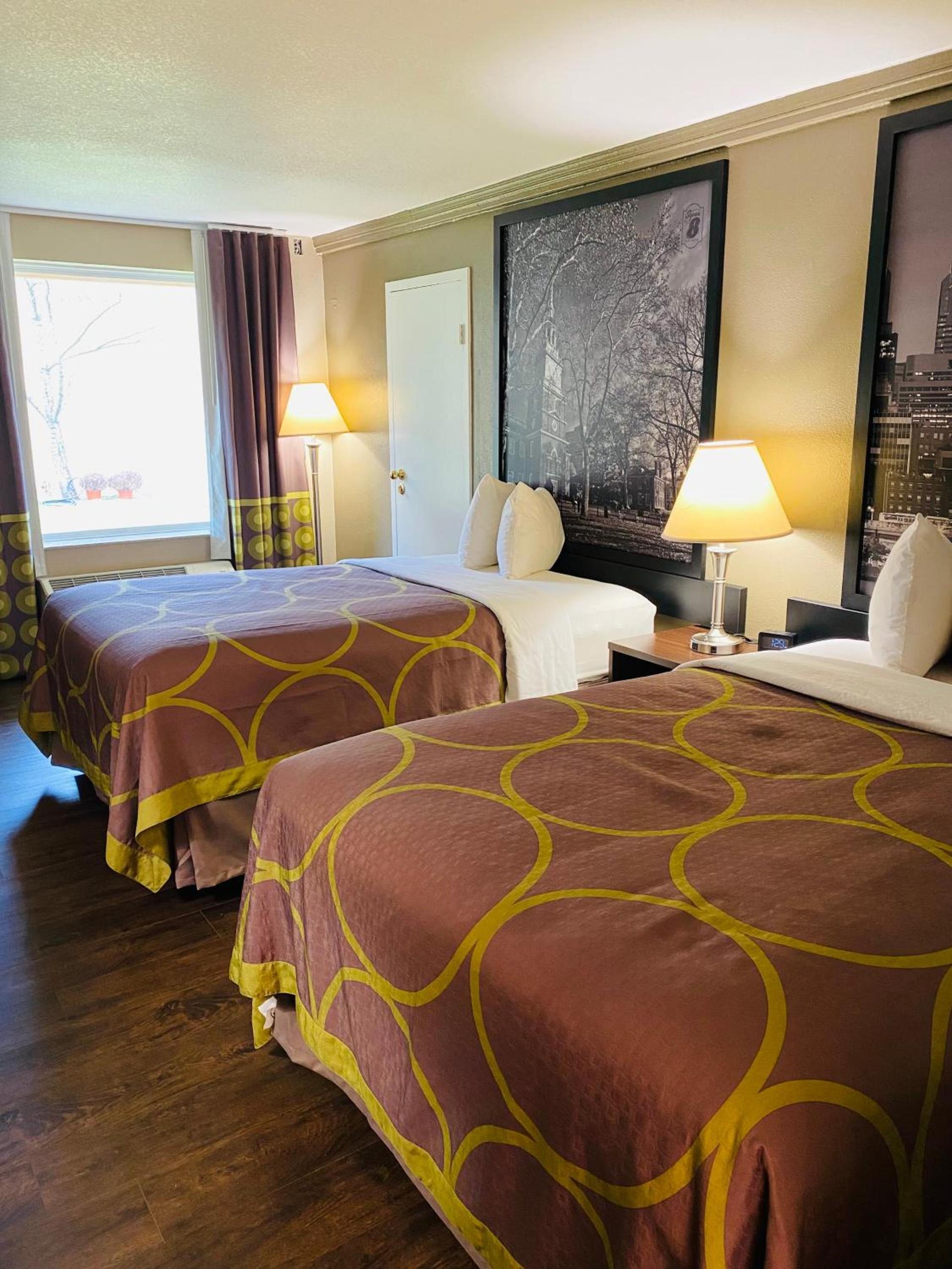 Super 8 by Wyndham Danville photo 29