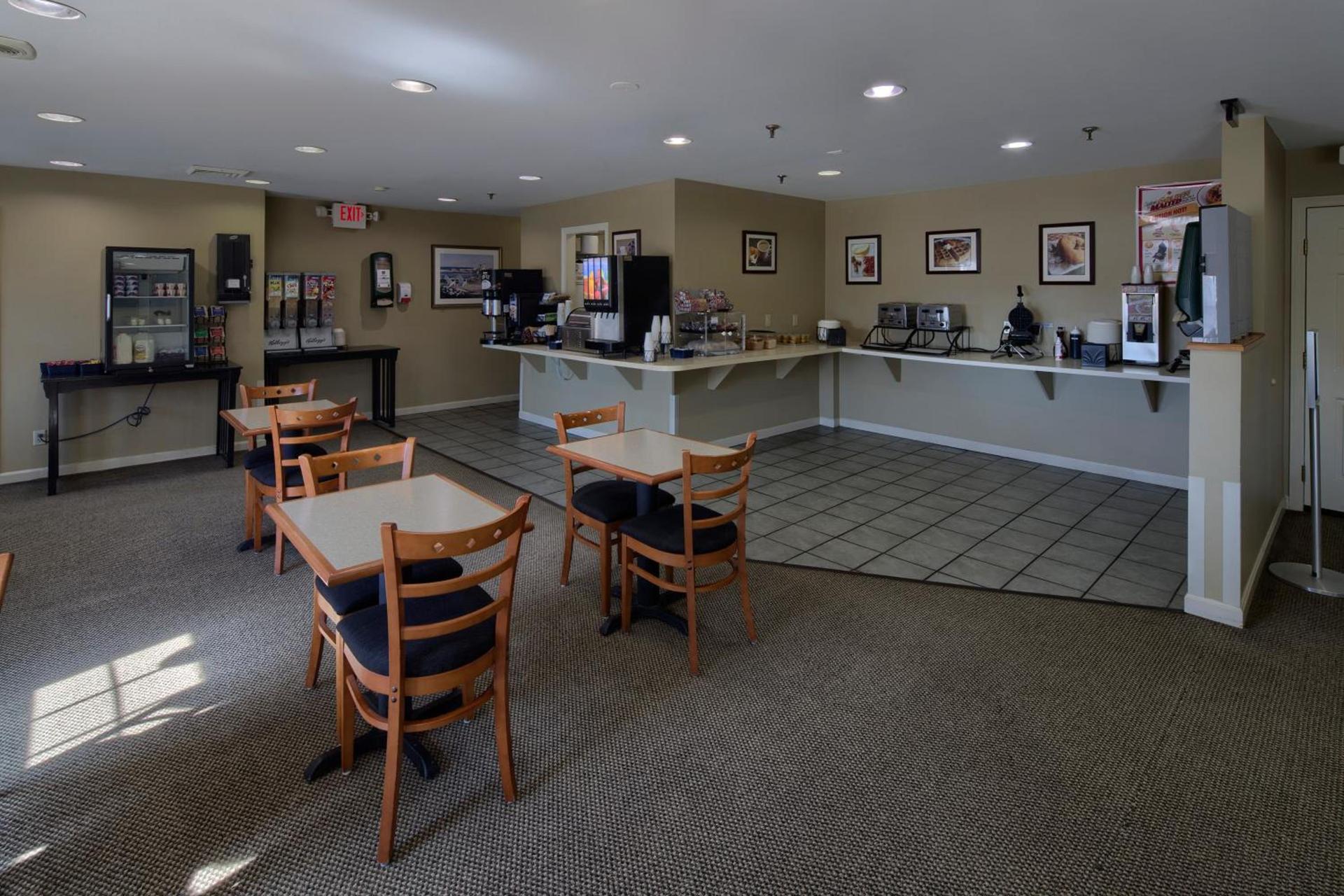 Country Inn at the Mall photo 9