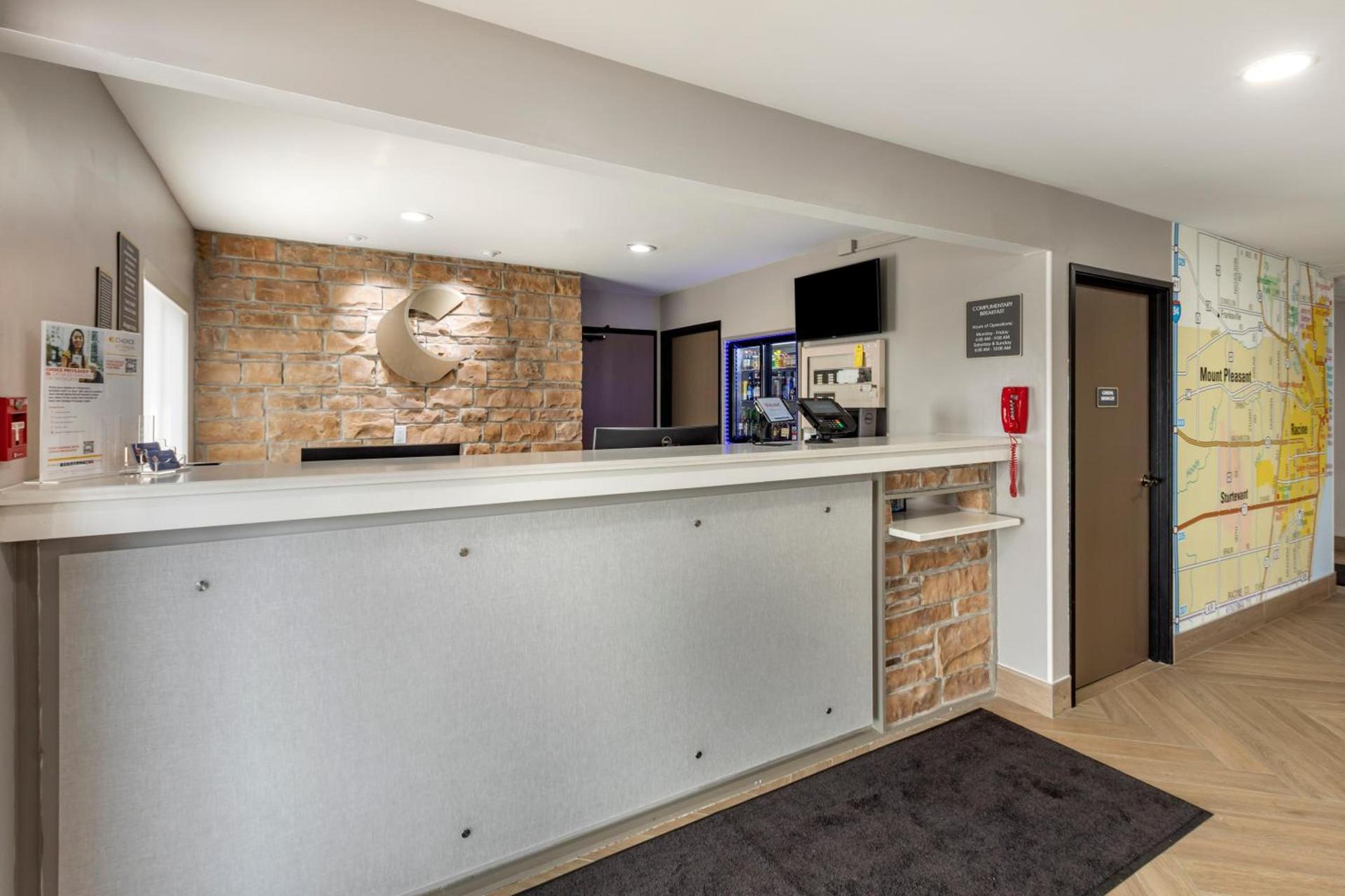 Comfort Inn Mount Pleasant - Racine photo 49