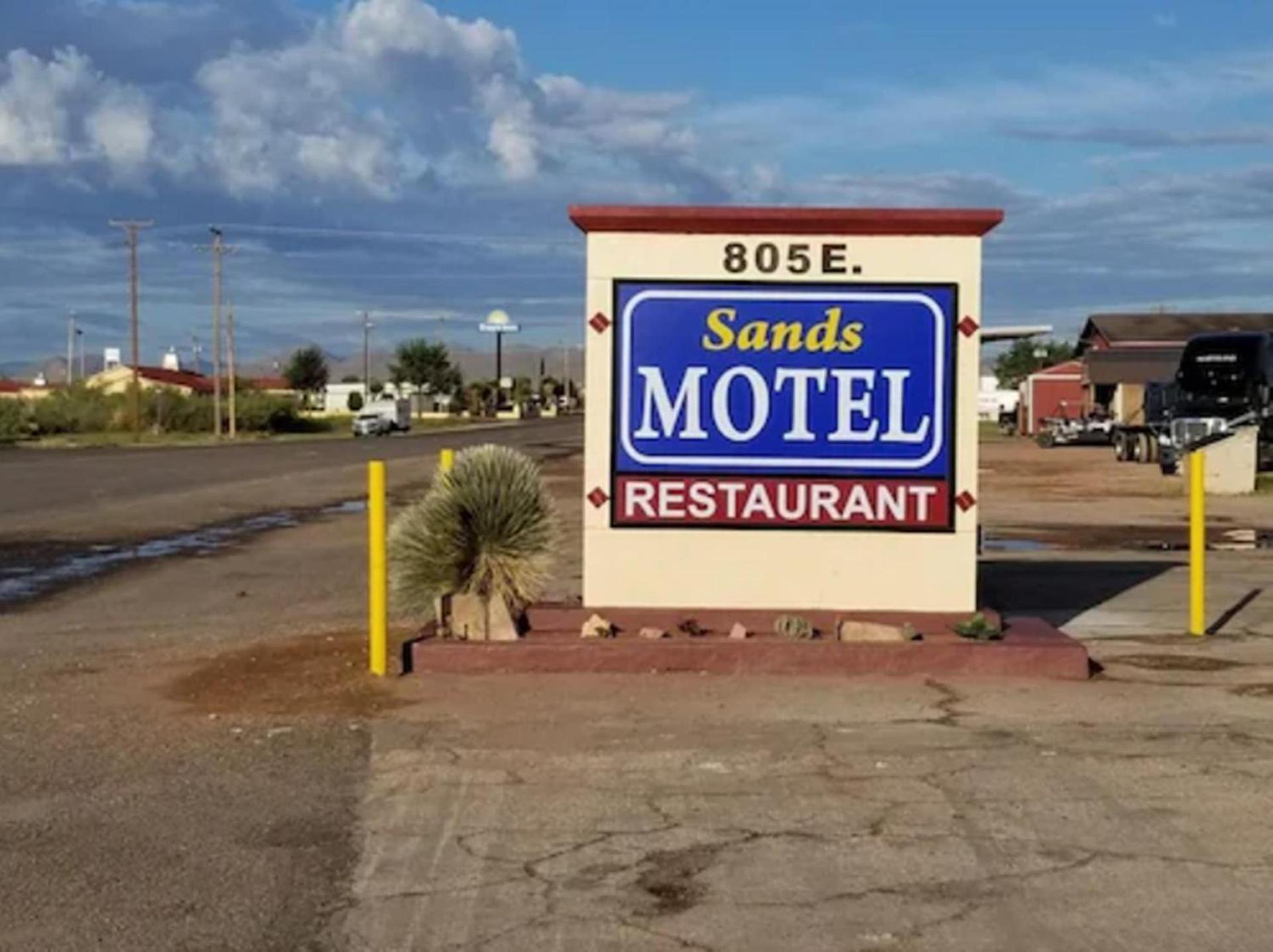 Sands Motel photo 15