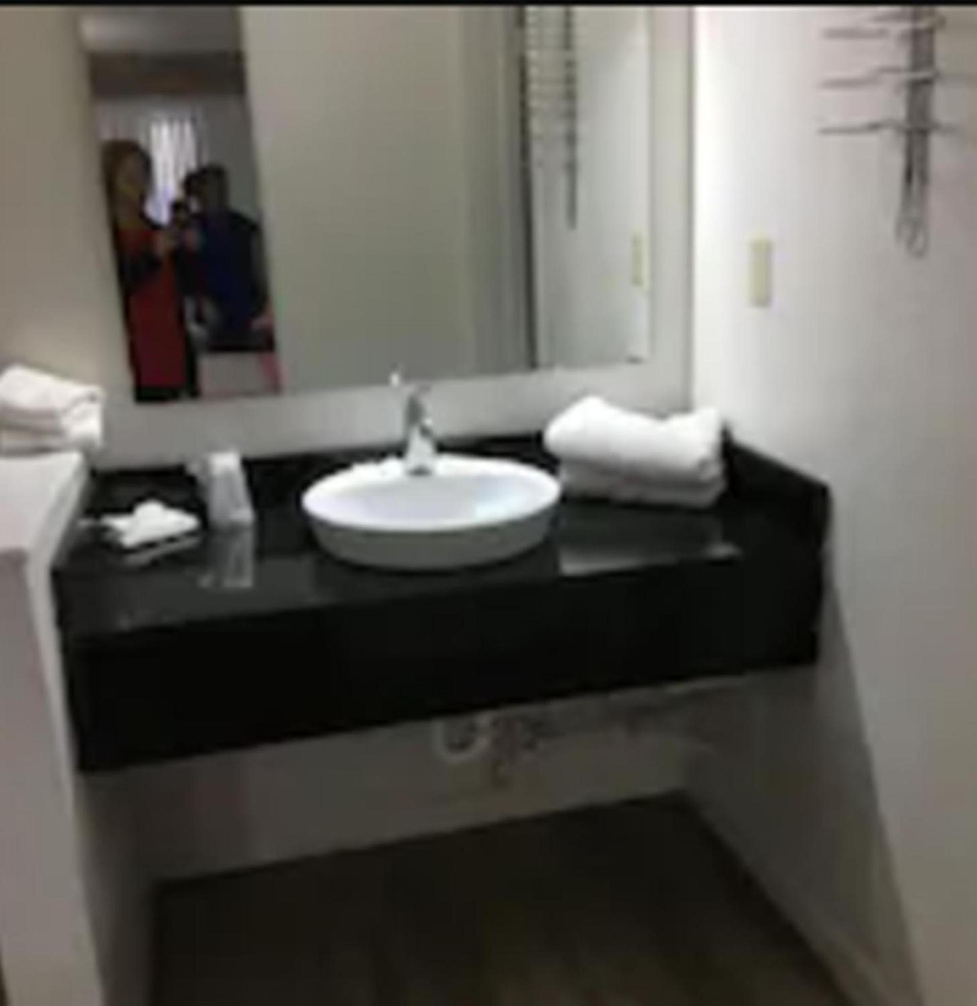Sands Motel photo 17