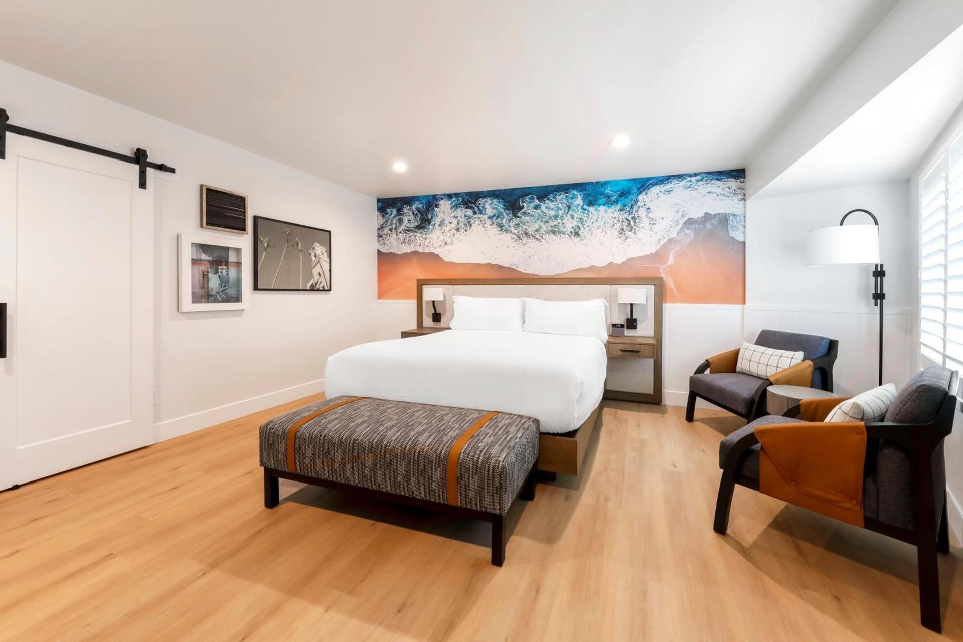 Del Mar Beach Hotel photo 49