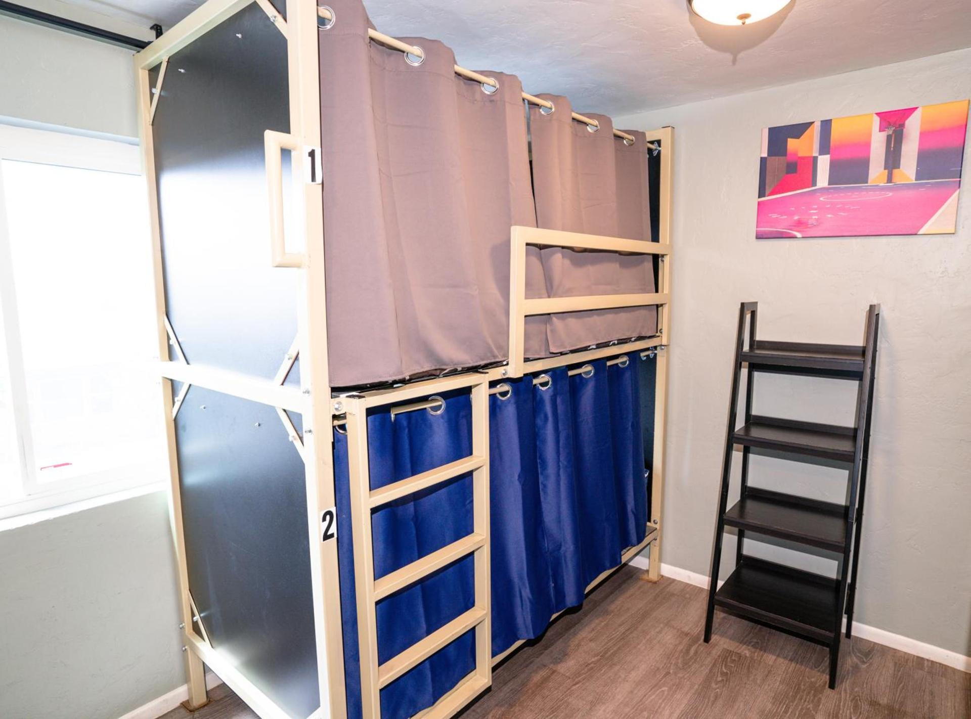 California Dreams Hostel - Ocean Beach photo 69