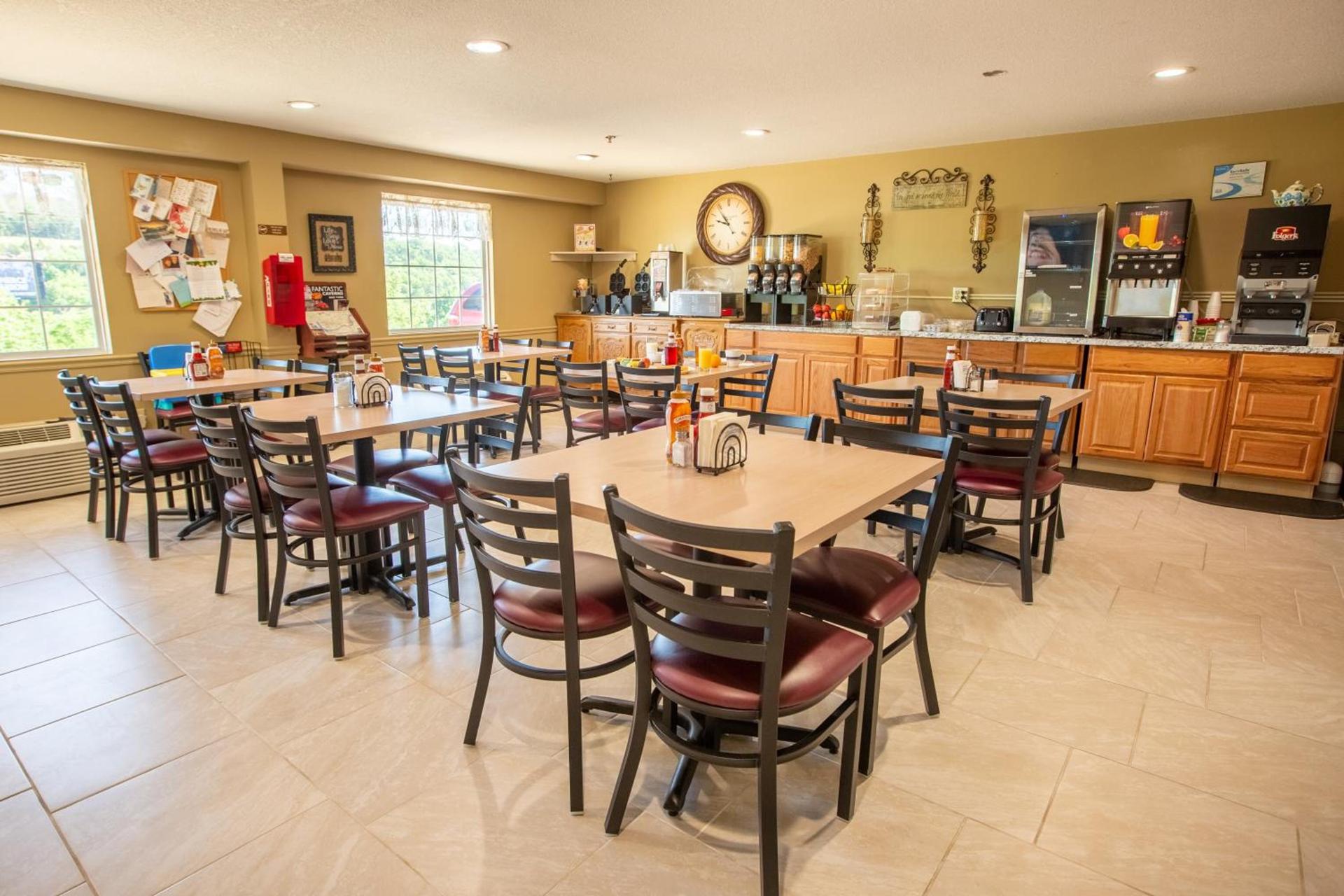 Rosebud Inn photo 39
