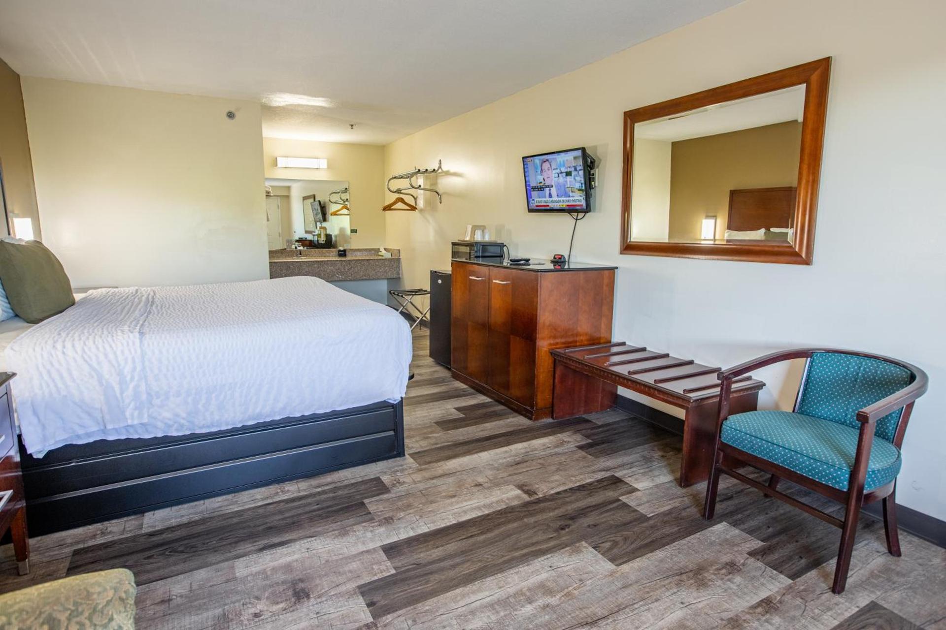 Rosebud Inn photo 44