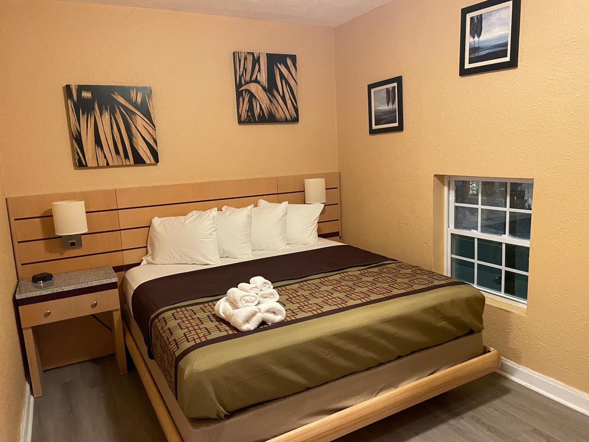 Sunburst Hotel photo 20