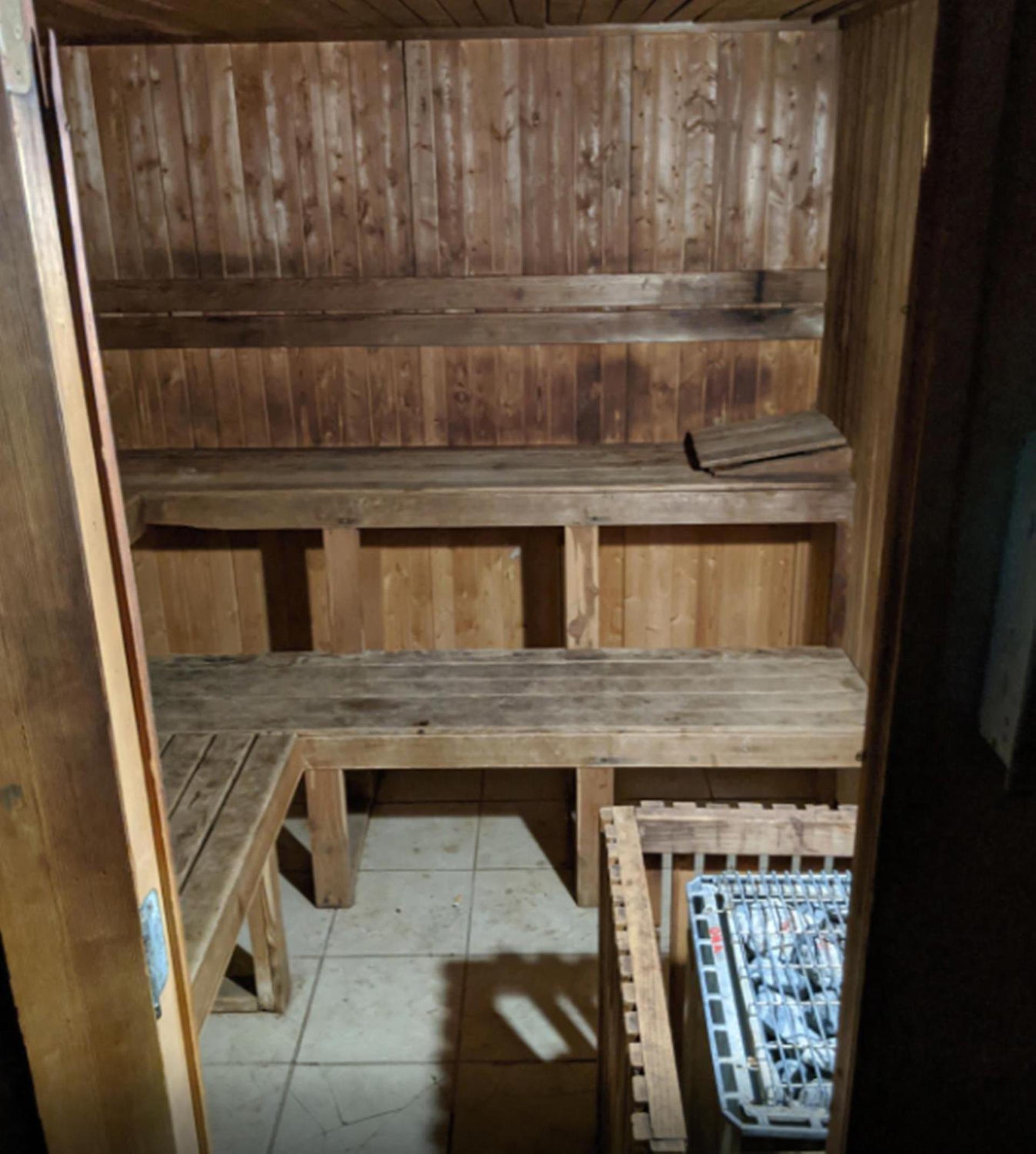 Atrium Inn photo 16