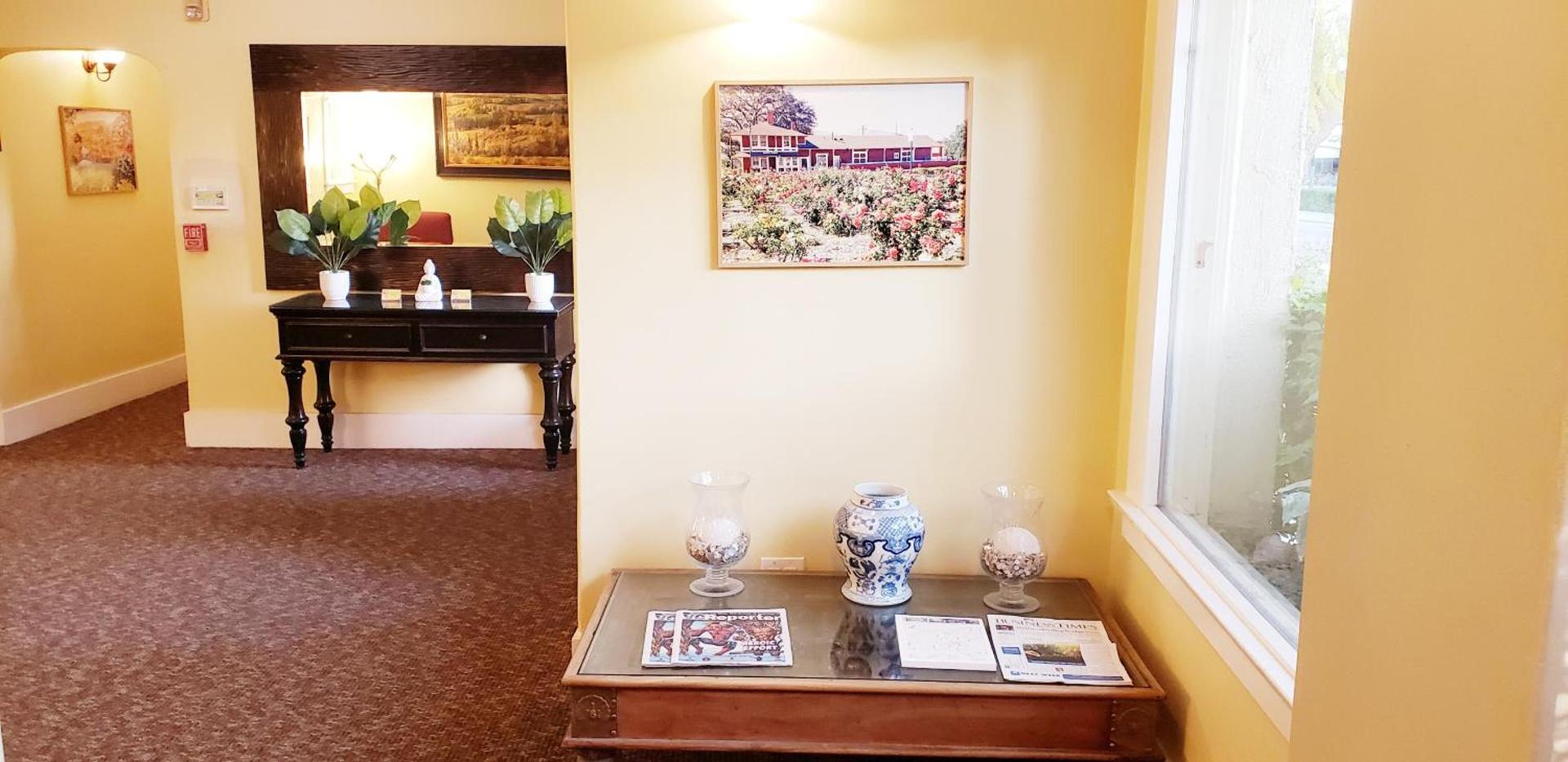 Santa Paula Inn photo 15