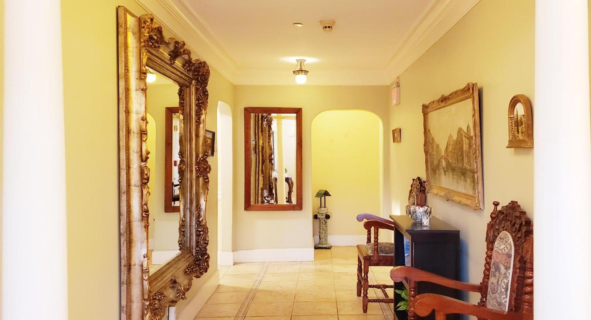 Santa Paula Inn photo 19