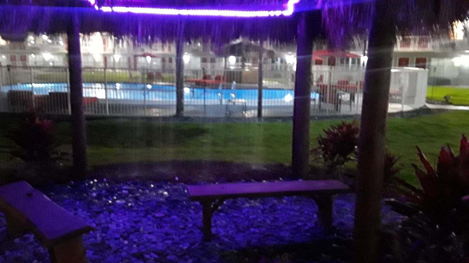 Vero Beach Inn & Suites Vero Beach I-95 photo 4