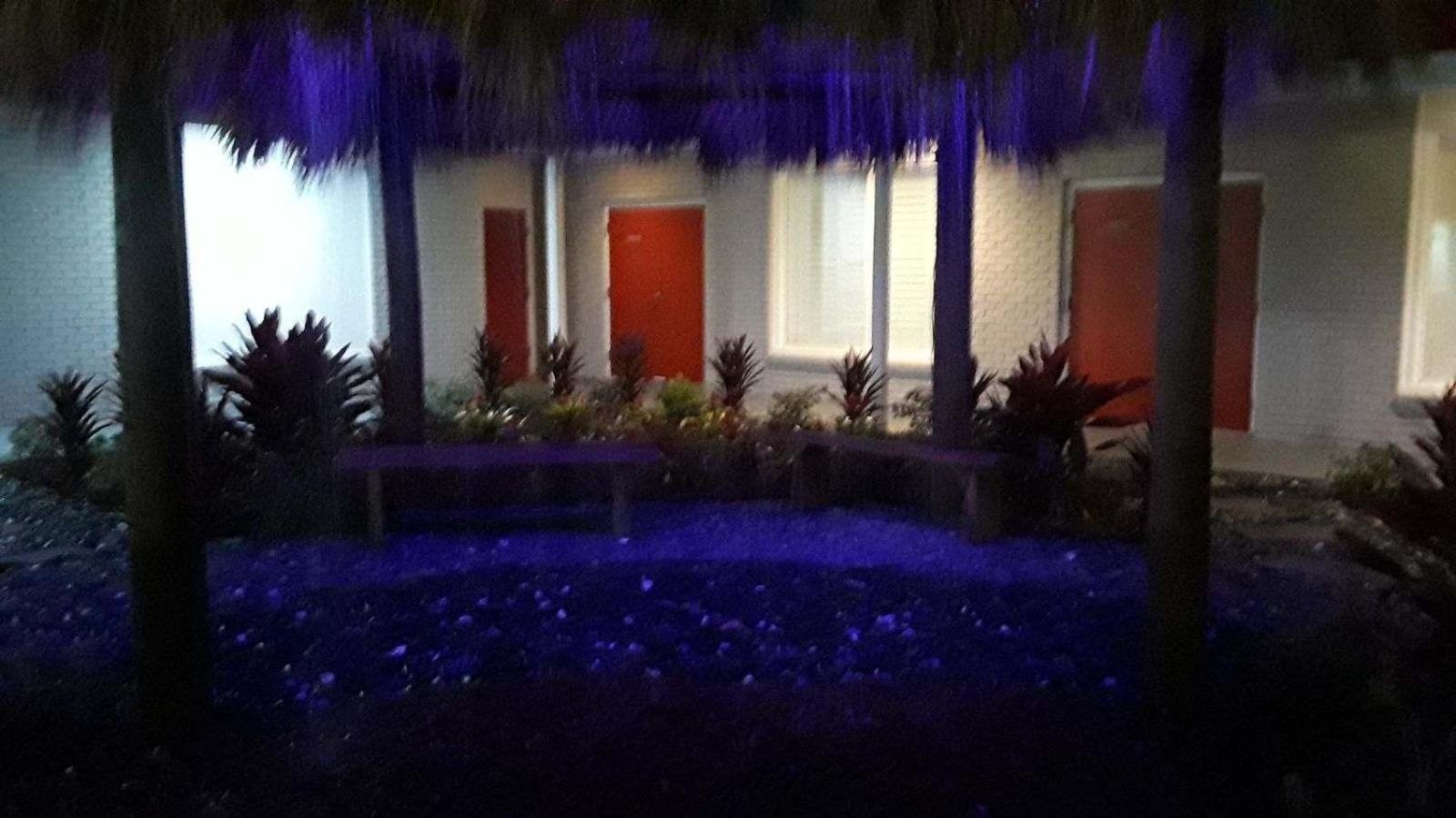 Vero Beach Inn & Suites Vero Beach I-95 photo 48