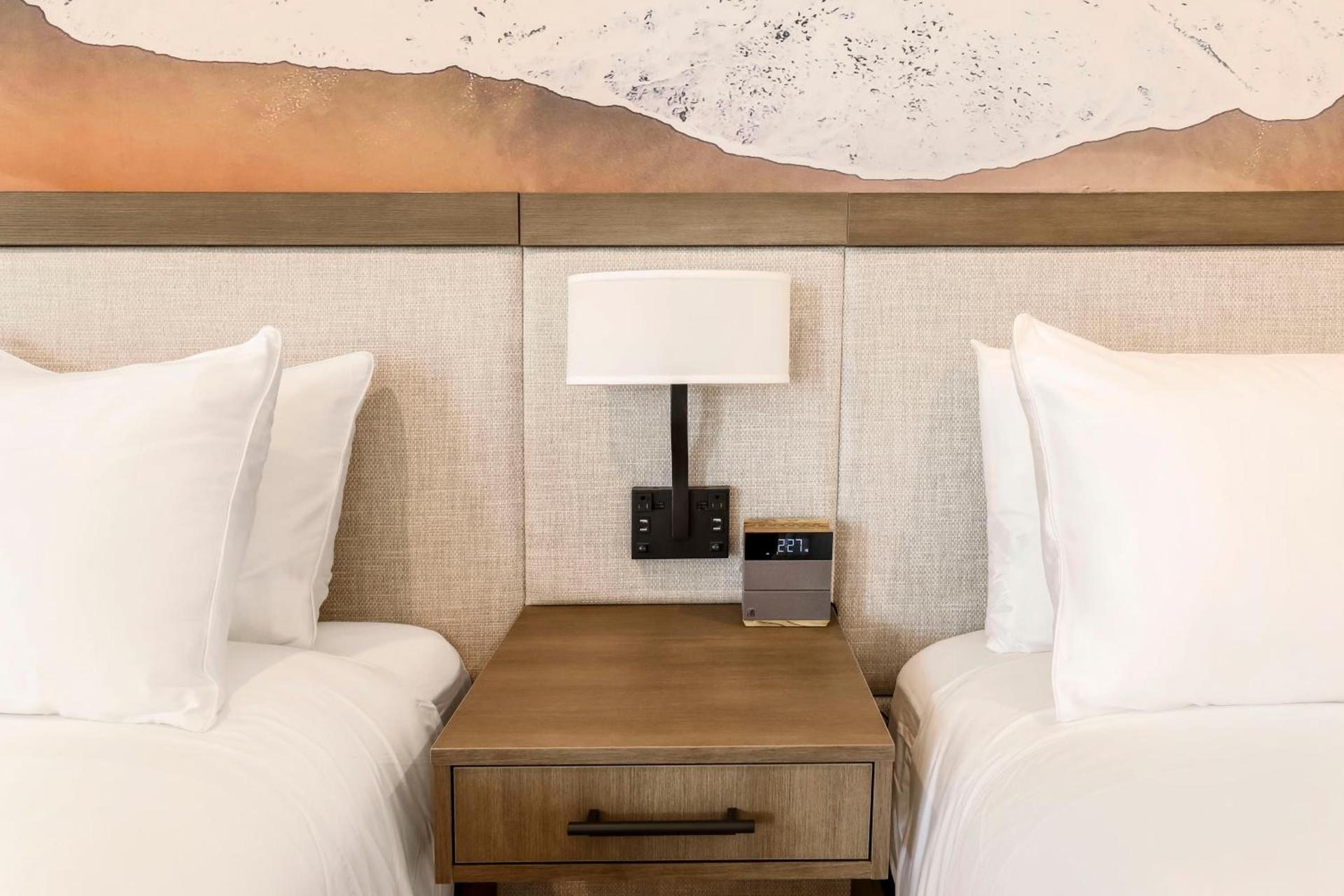 Del Mar Beach Hotel photo 66