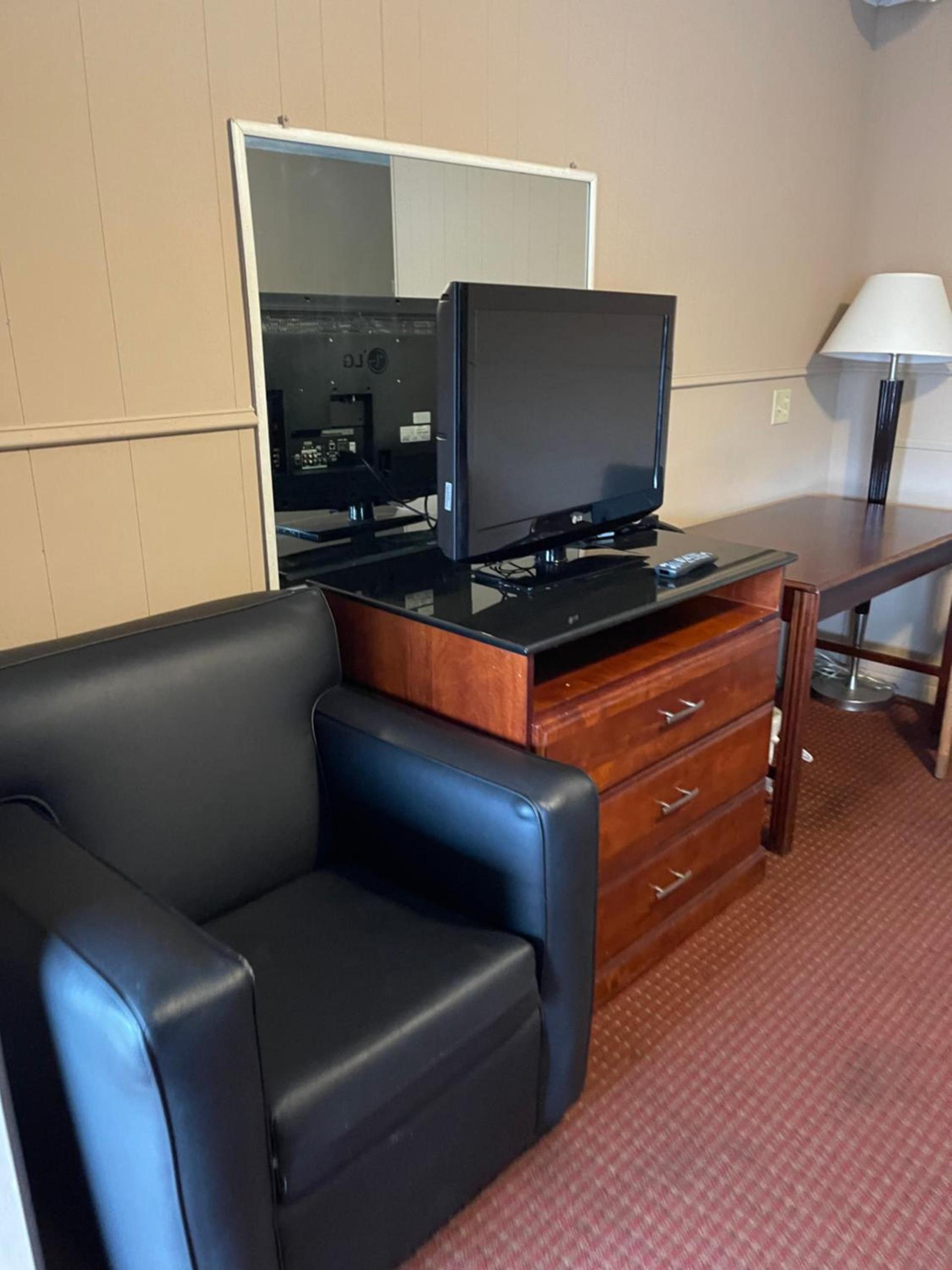 Travel Inn photo 16
