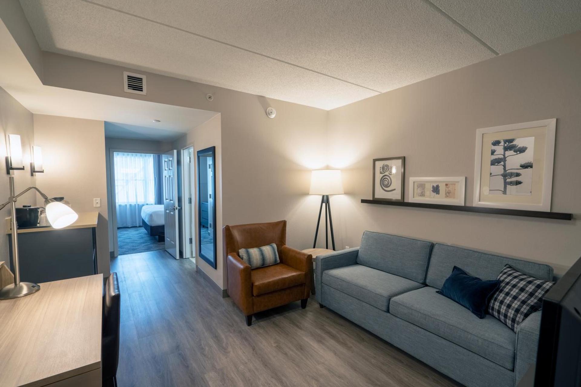 Country Inn & Suites by Radisson, State College Penn State Area , PA photo 7