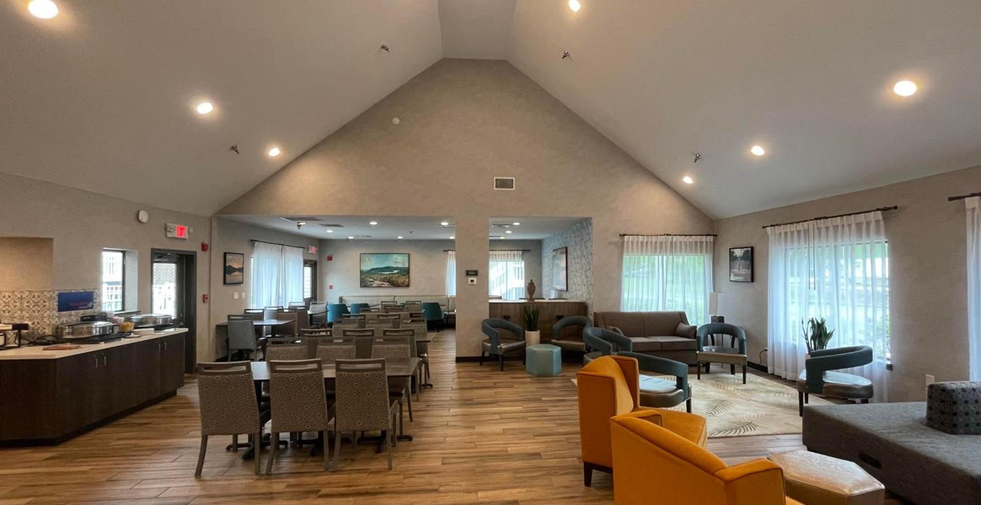 Best Western Fishkill Inn & Suites photo 35